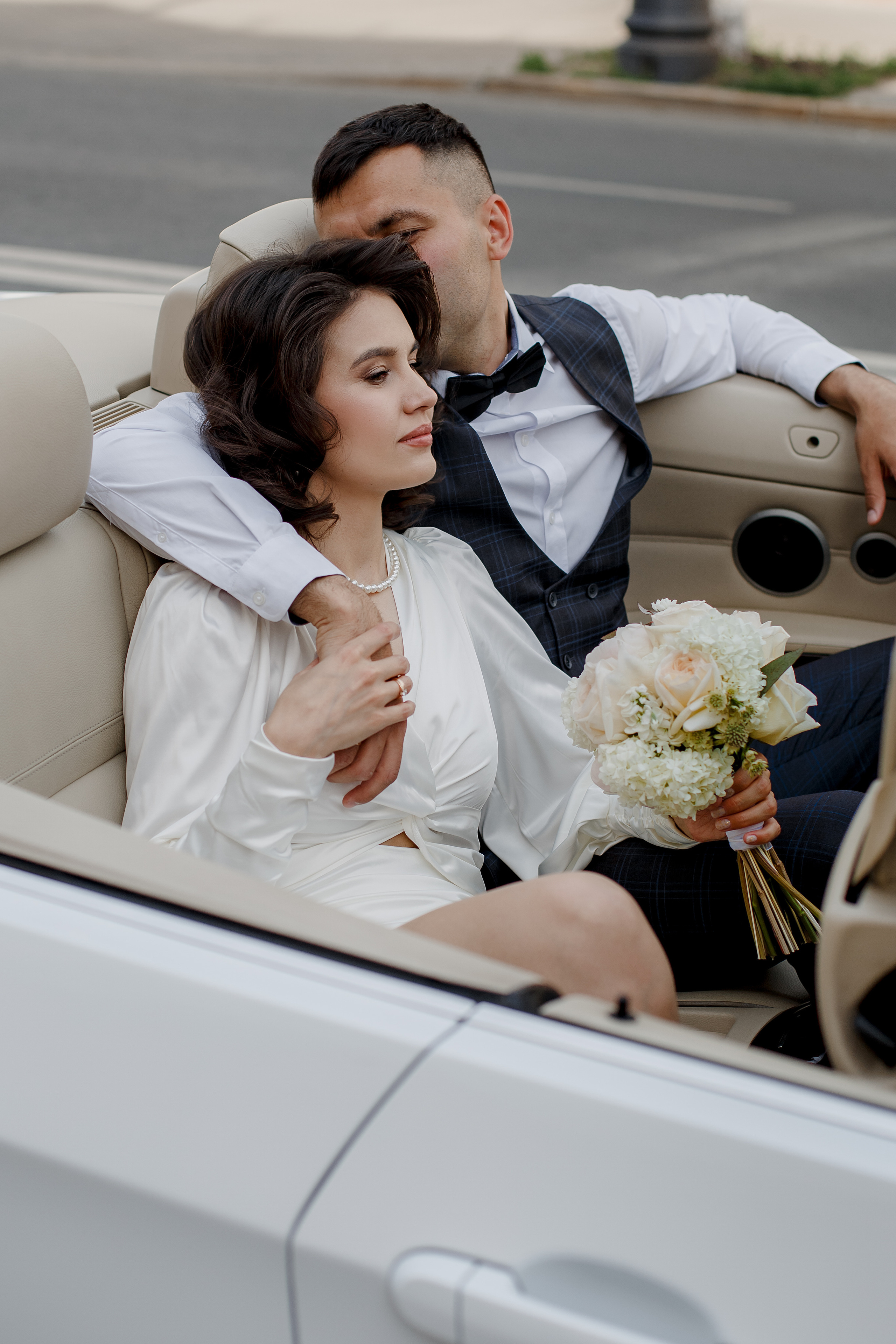 Свадебная фотосессия в городе. Свадебный фотограф в Самаре Катерина Мостовая