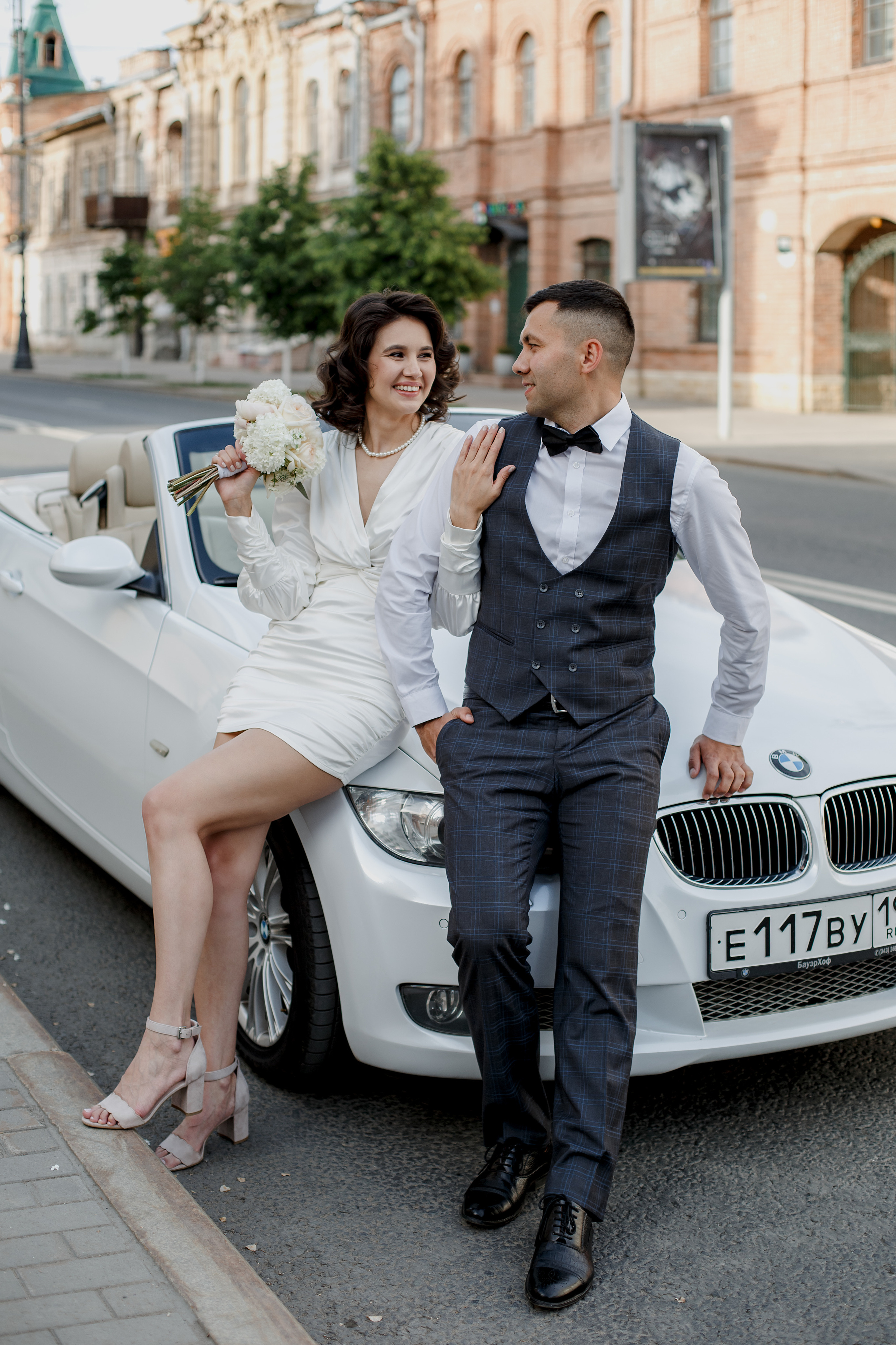 Свадебная фотосессия в городе. Свадебный фотограф в Самаре Катерина Мостовая