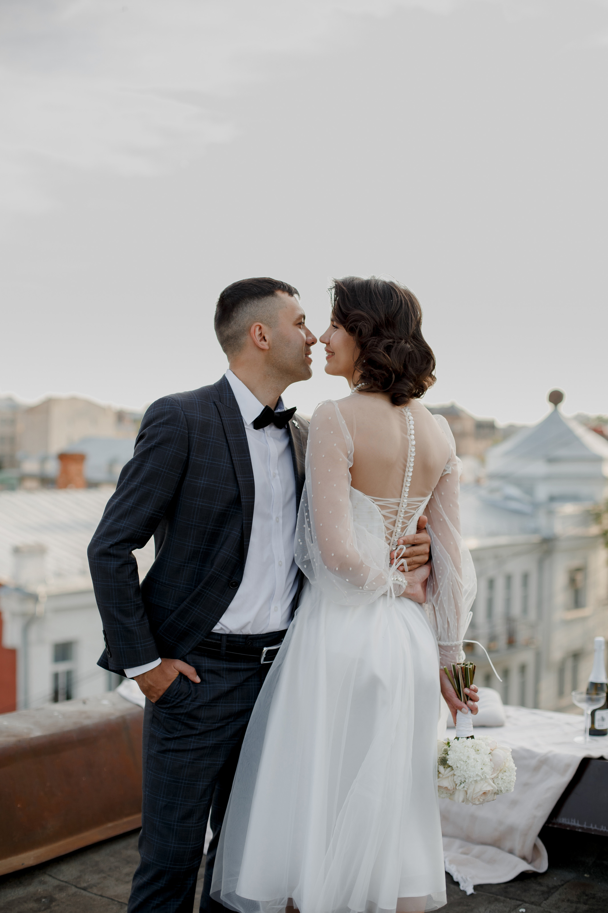 Свадебная фотосессия в городе. Свадебный фотограф в Самаре Катерина Мостовая