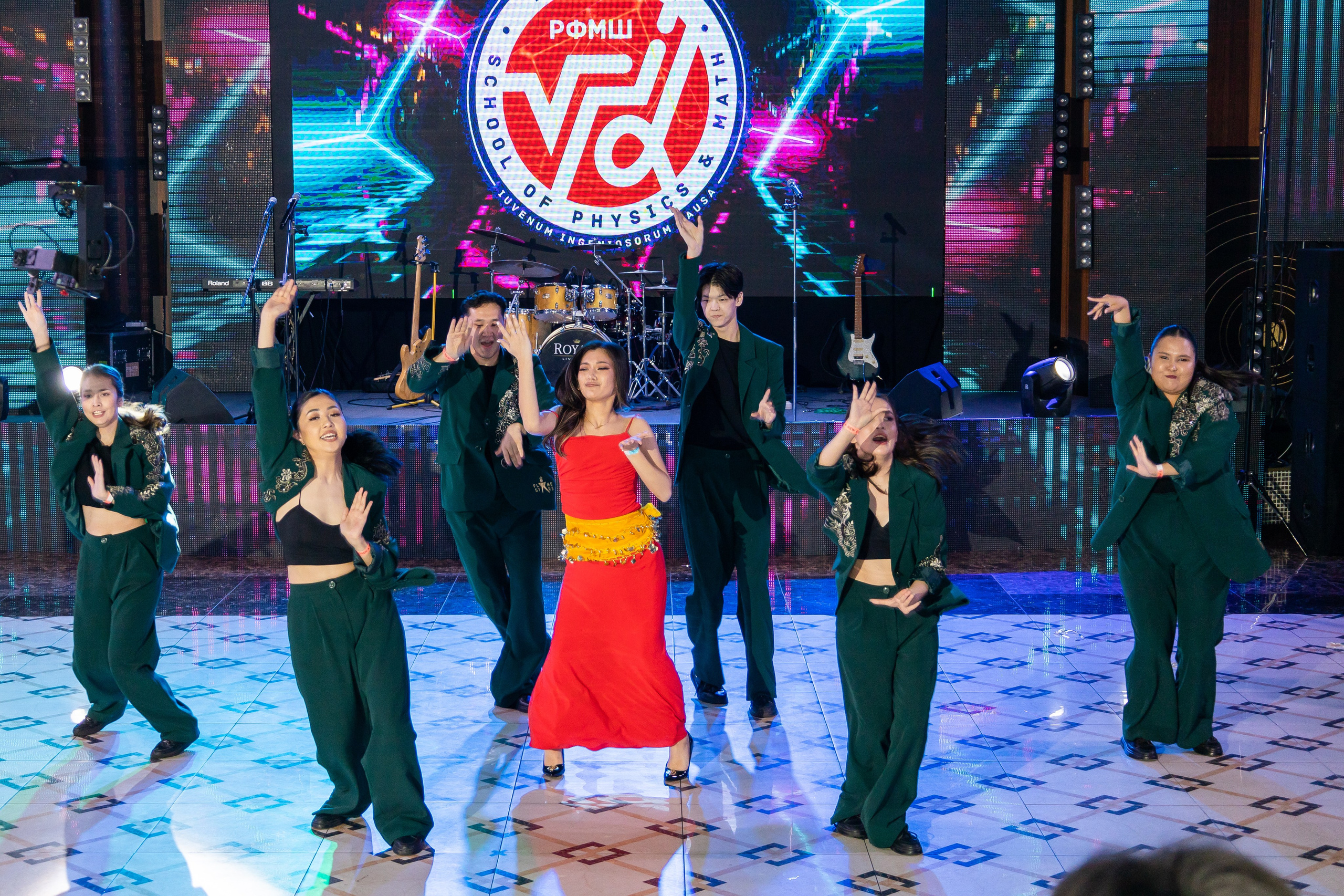 Выпускной вечер | Встреча рассвета. Фото и видеосъемка в Алматы