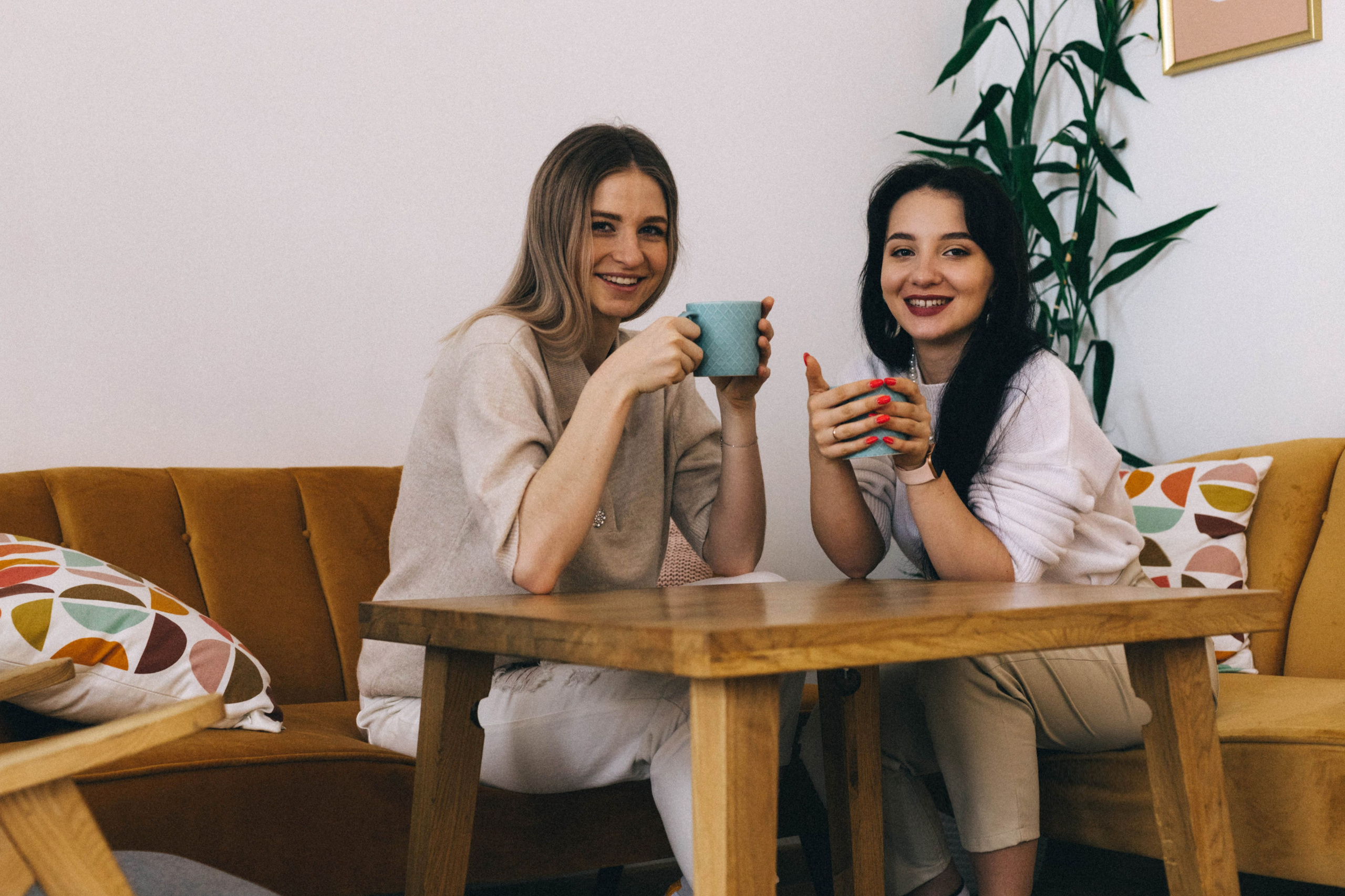 Две подруги. Фотограф в Минске Ира Сюбарева