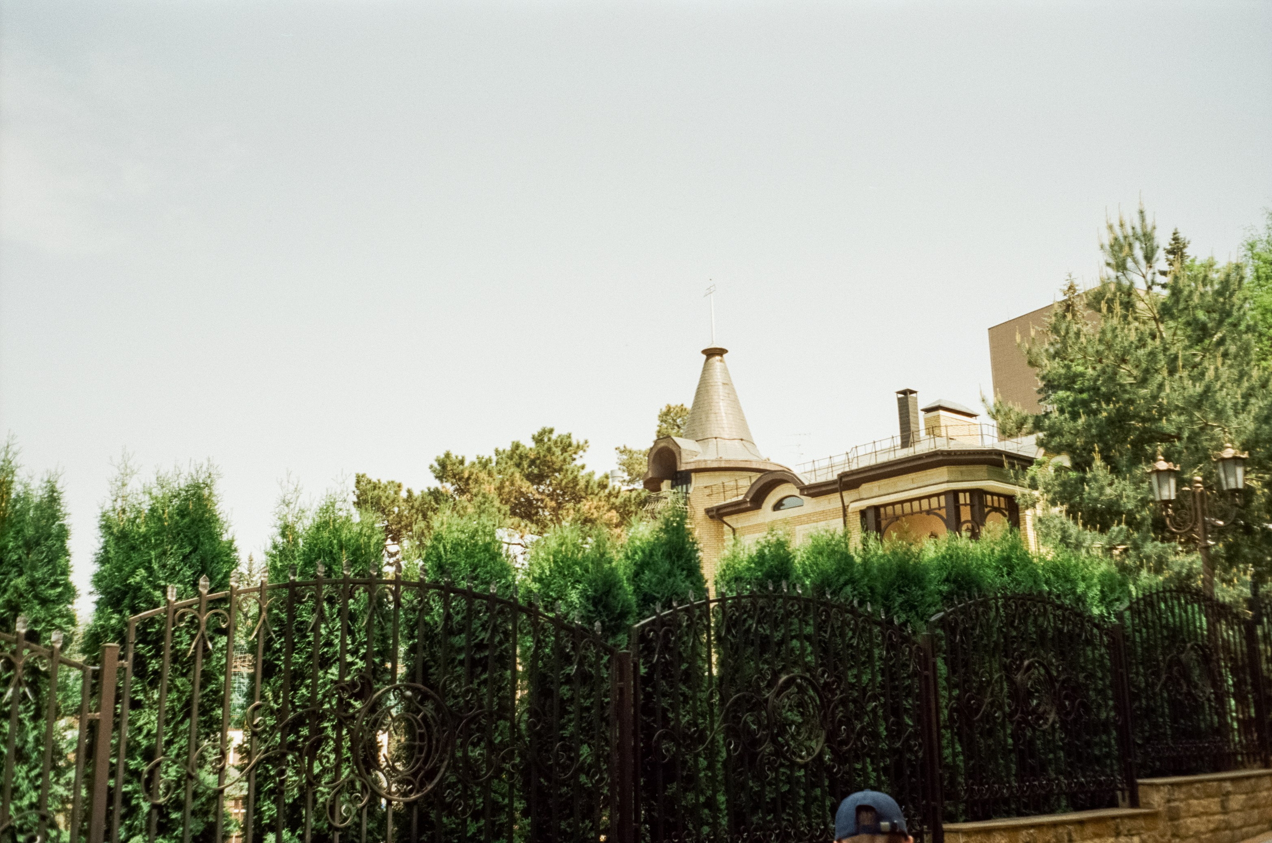 Первый день — первая прогулка по Кисловодску / Minox 35GT / SFL 250D (