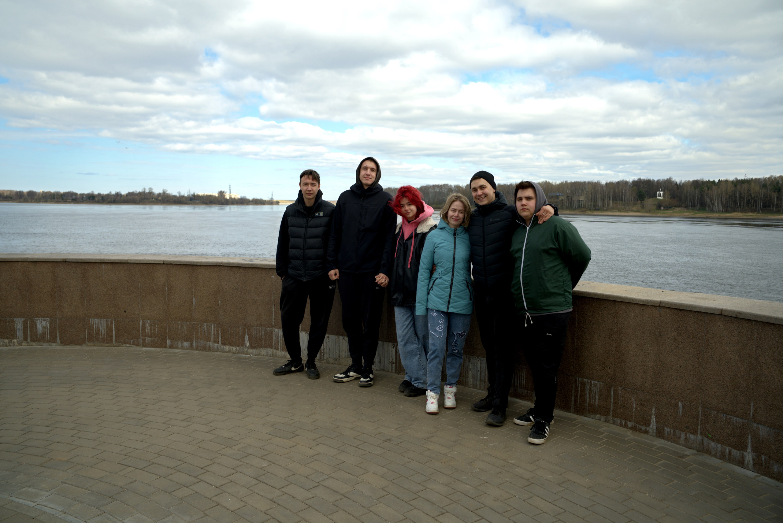 2026_04_19 Второй заезд Кунцевых, любовь и голуби. Городок на Волге