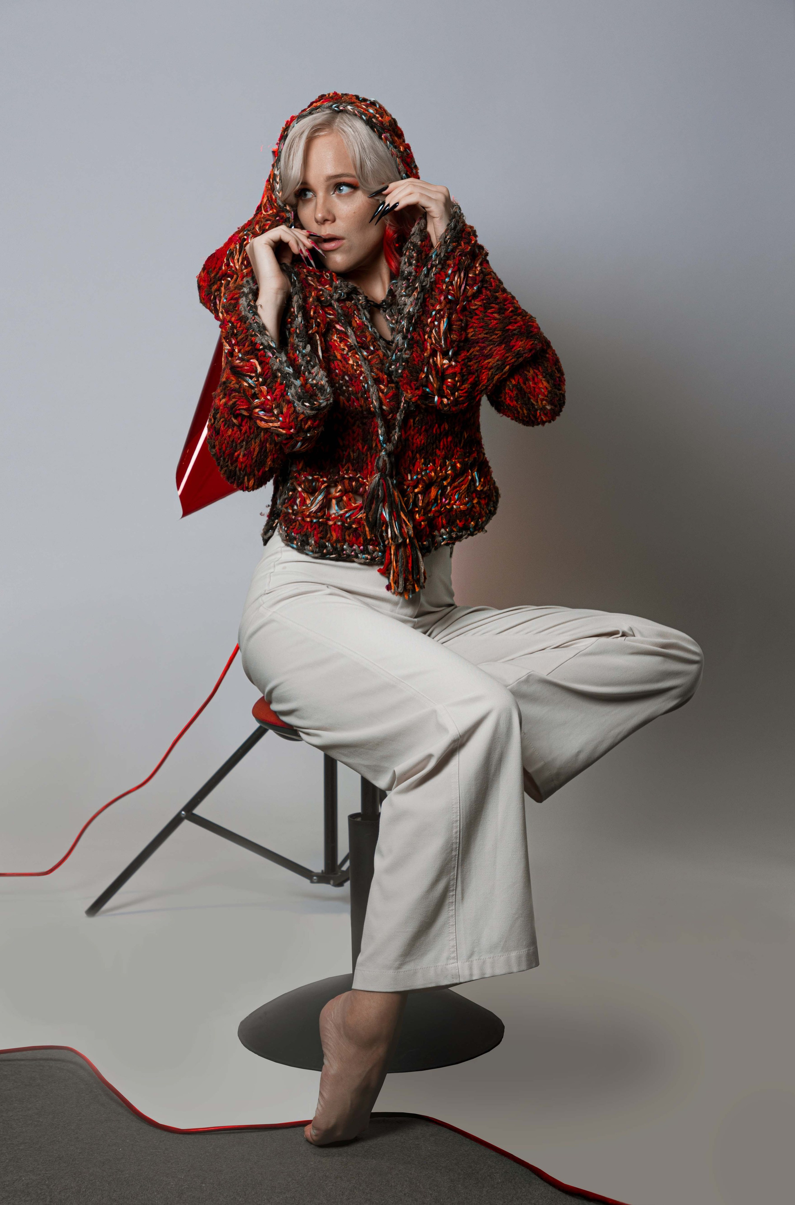 Caterpillar (larva):From the egg, a caterpillar hatches, representing the young stage of the butterfly.The caterpillar actively feeds to gain a sufficient amount of nutrients and energy for future development.Caterpillars typically have a long body, numerous legs, and chewing organs that they use to consume plant food.Caterpillars grow and go through several instars, during which they change their appearance and size.