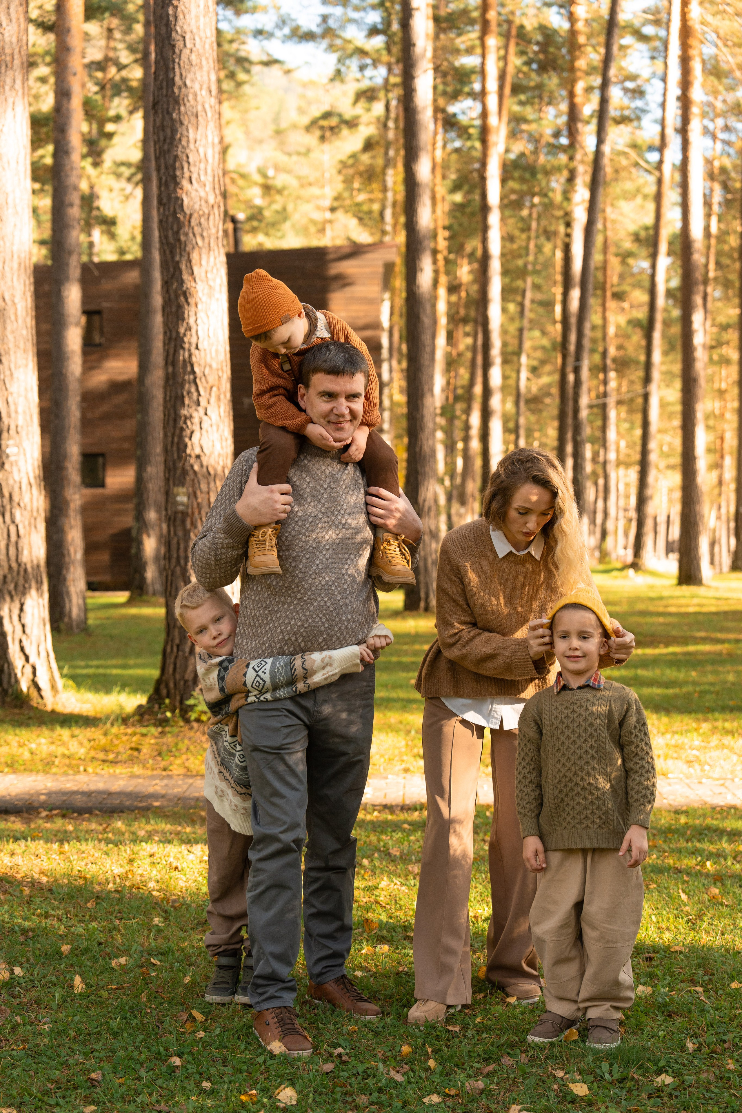 Семейная фотосессия в Москве для большой семьи. Свадебный фотограф в Москве Анна Полушина