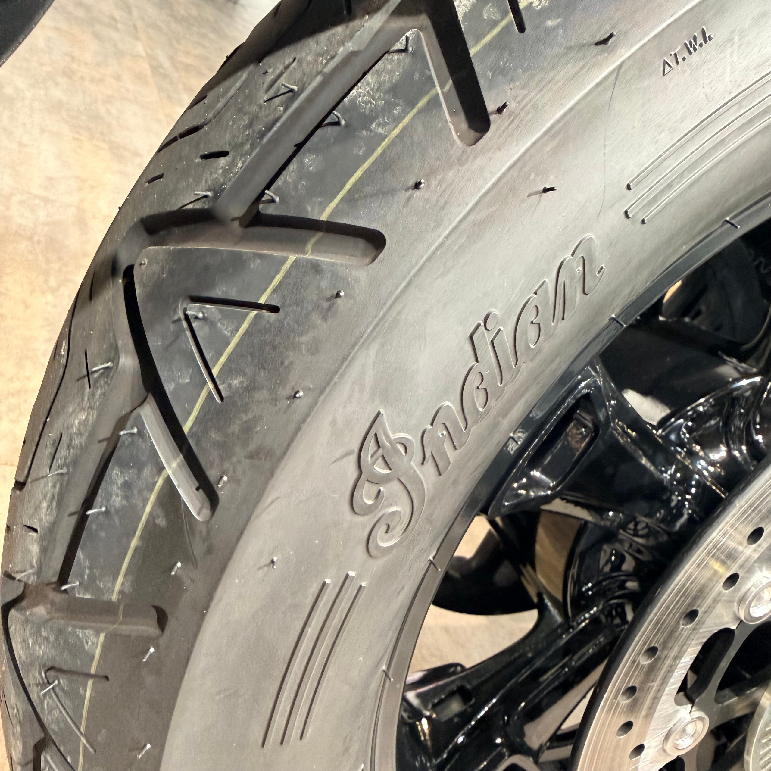 2025 NEW INDIAN Scout Sixty Limited Silver Quartz. Hello Davidson, Москва. Только хорошие мотоциклы…