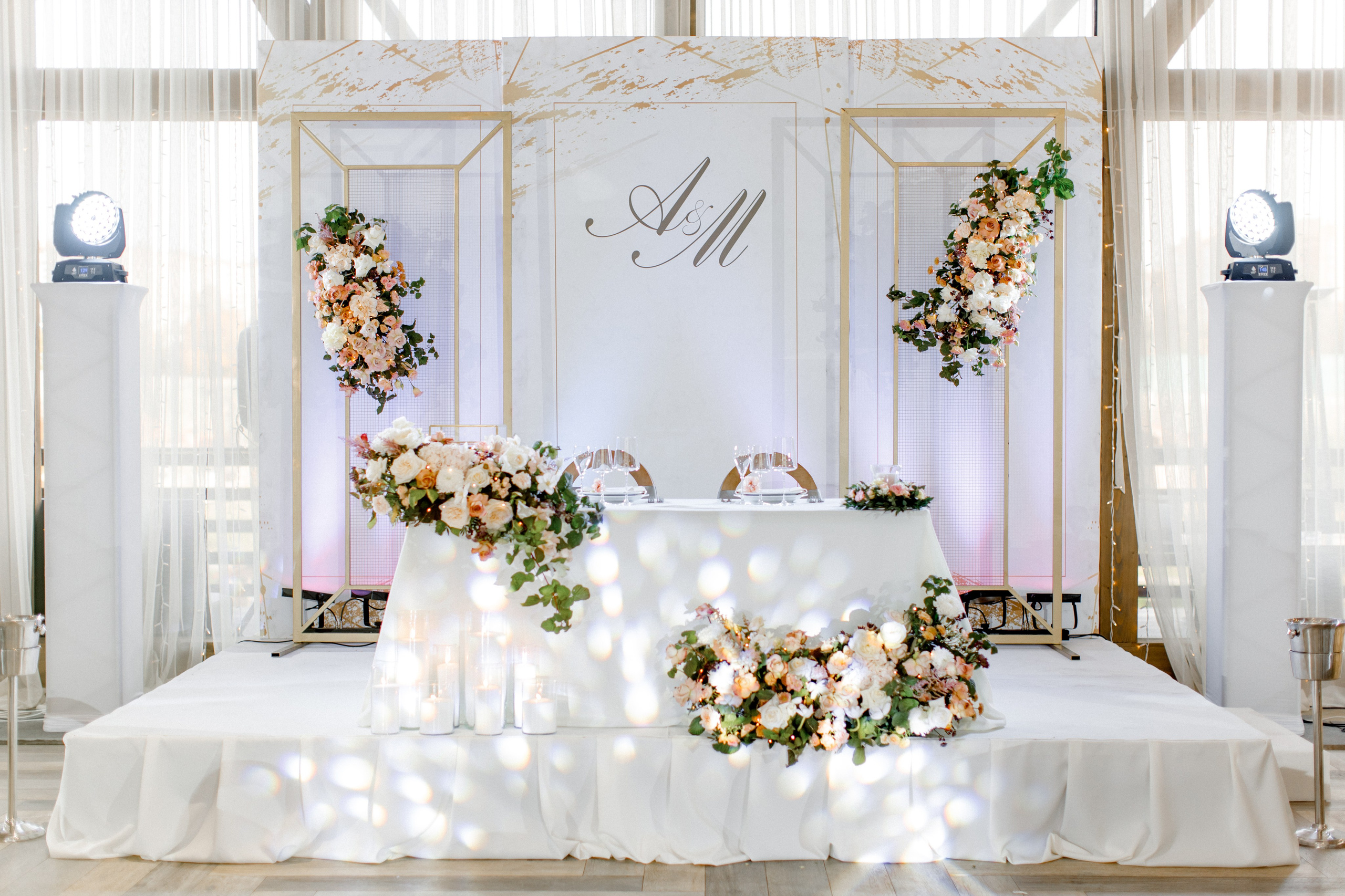 Свадьба в комплексе «Видная усадьба». Kirillova Studio — мастерская декора и событий Юли Кирилловой