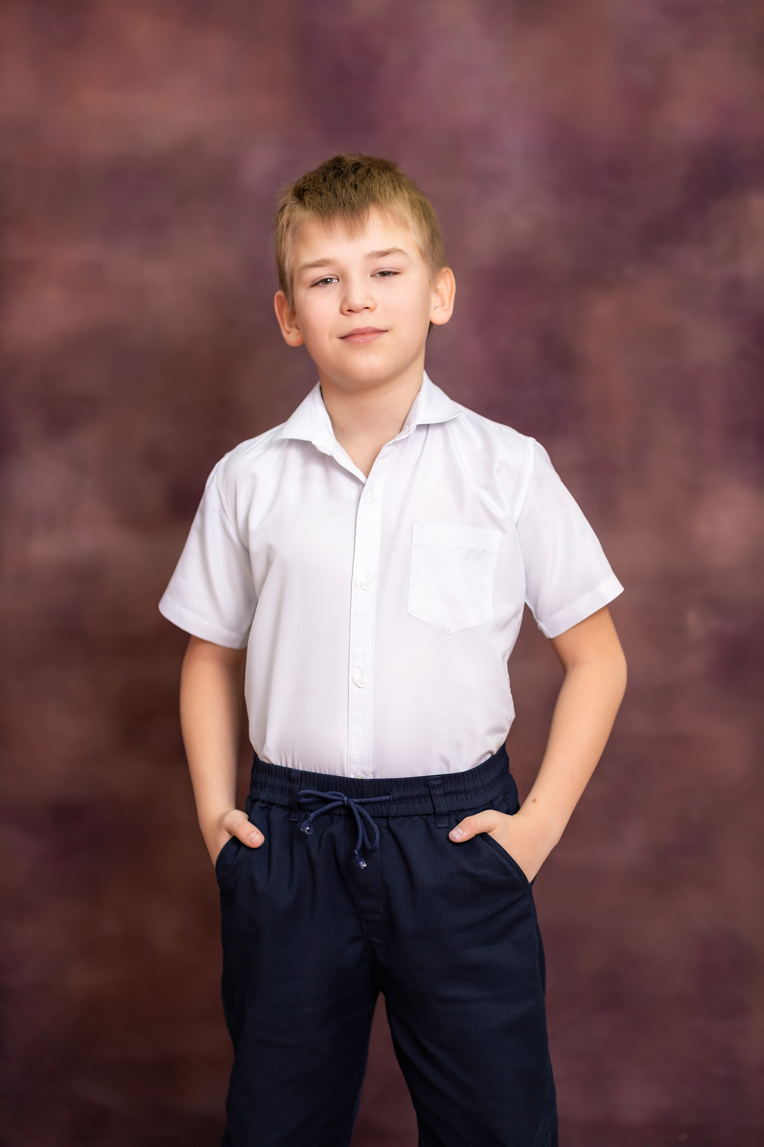 Примеры фото НАЧАЛЬНЫЕ КЛАССЫ. Фотограф Радужный ХМАО, Школьный фотограф, семейный фотограф, выпускной альбом