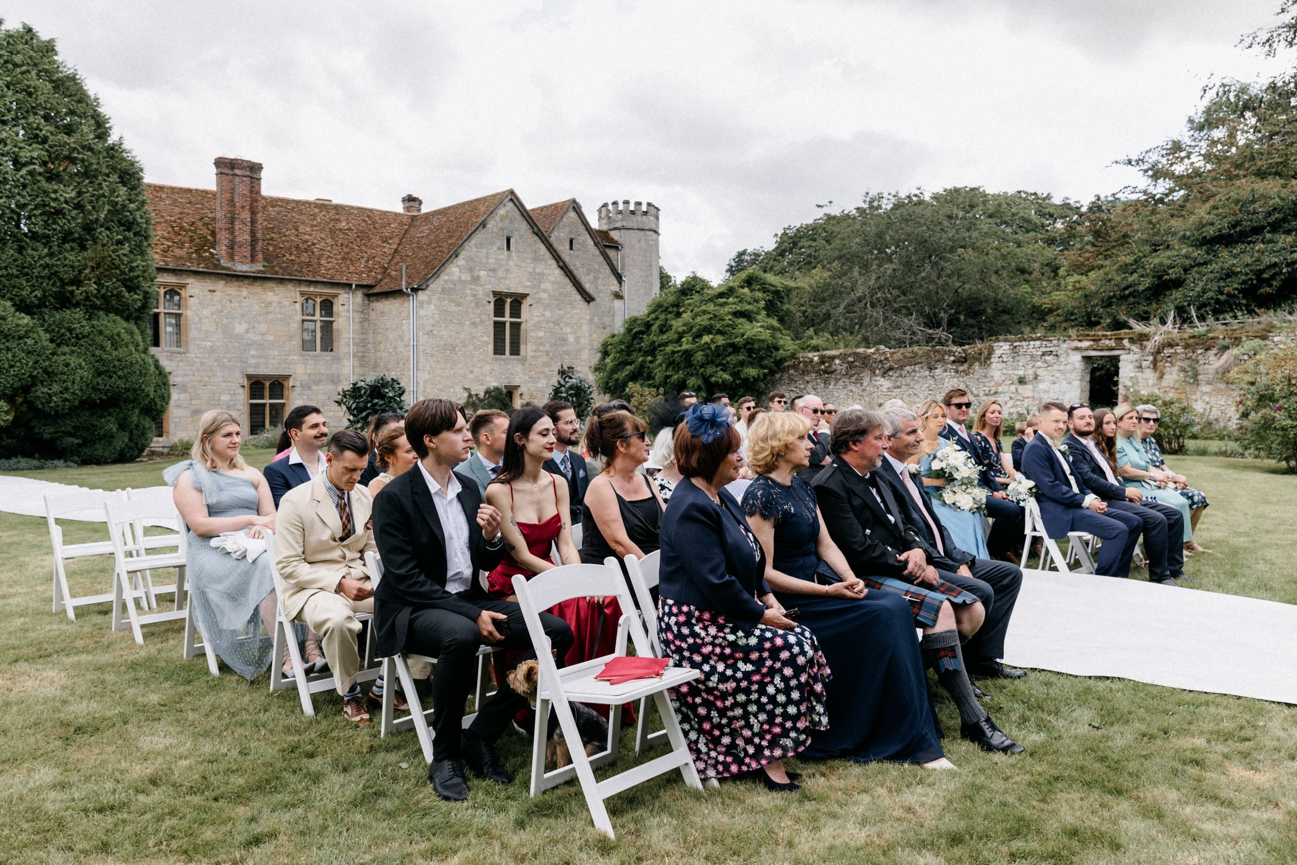 Ana & Tom Wedding at Notley Abbey. Moments Catchers — Wedding Photography & Video Duo in London