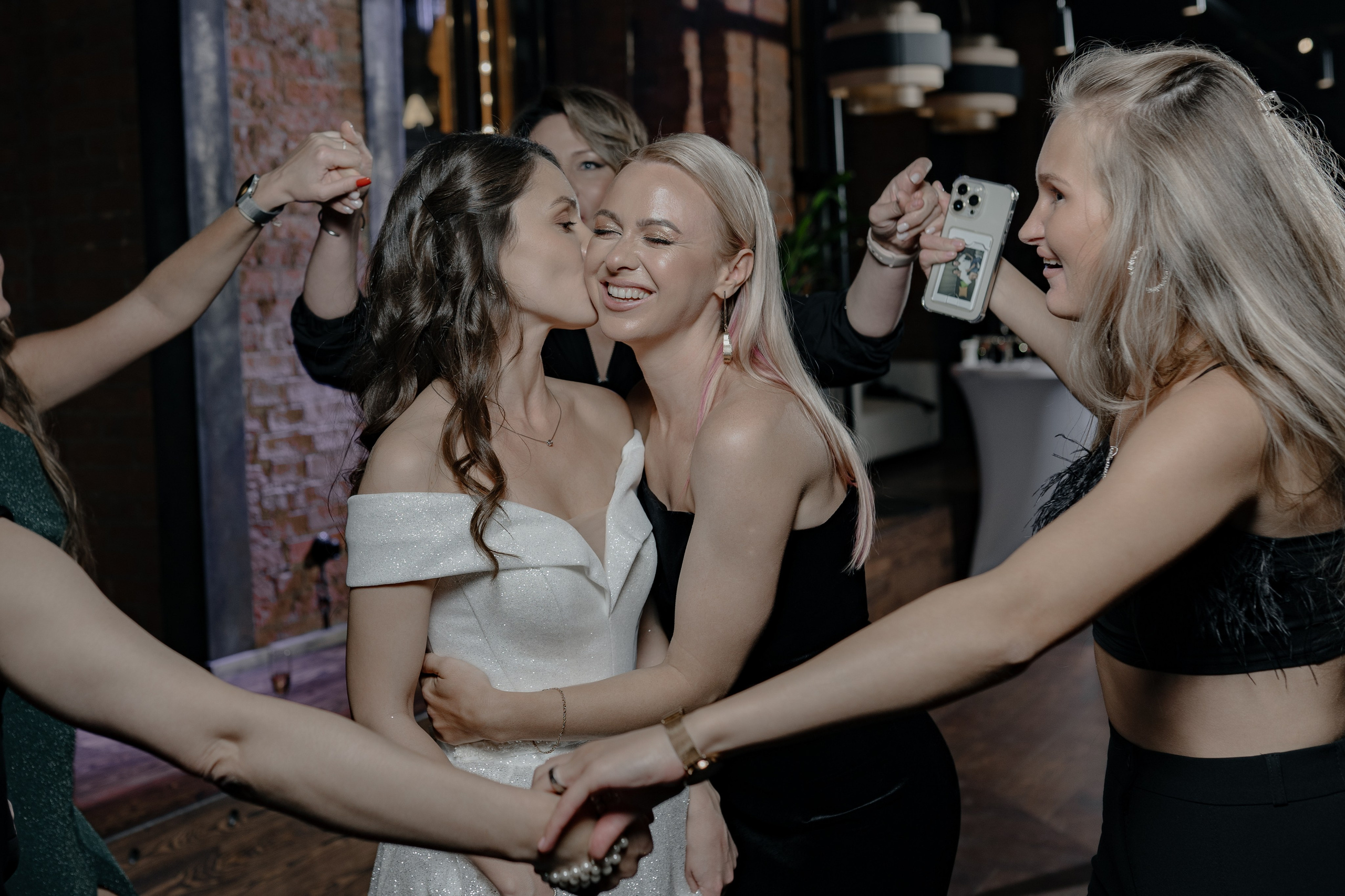 16.09.2024. RETOUCH-HOUSE