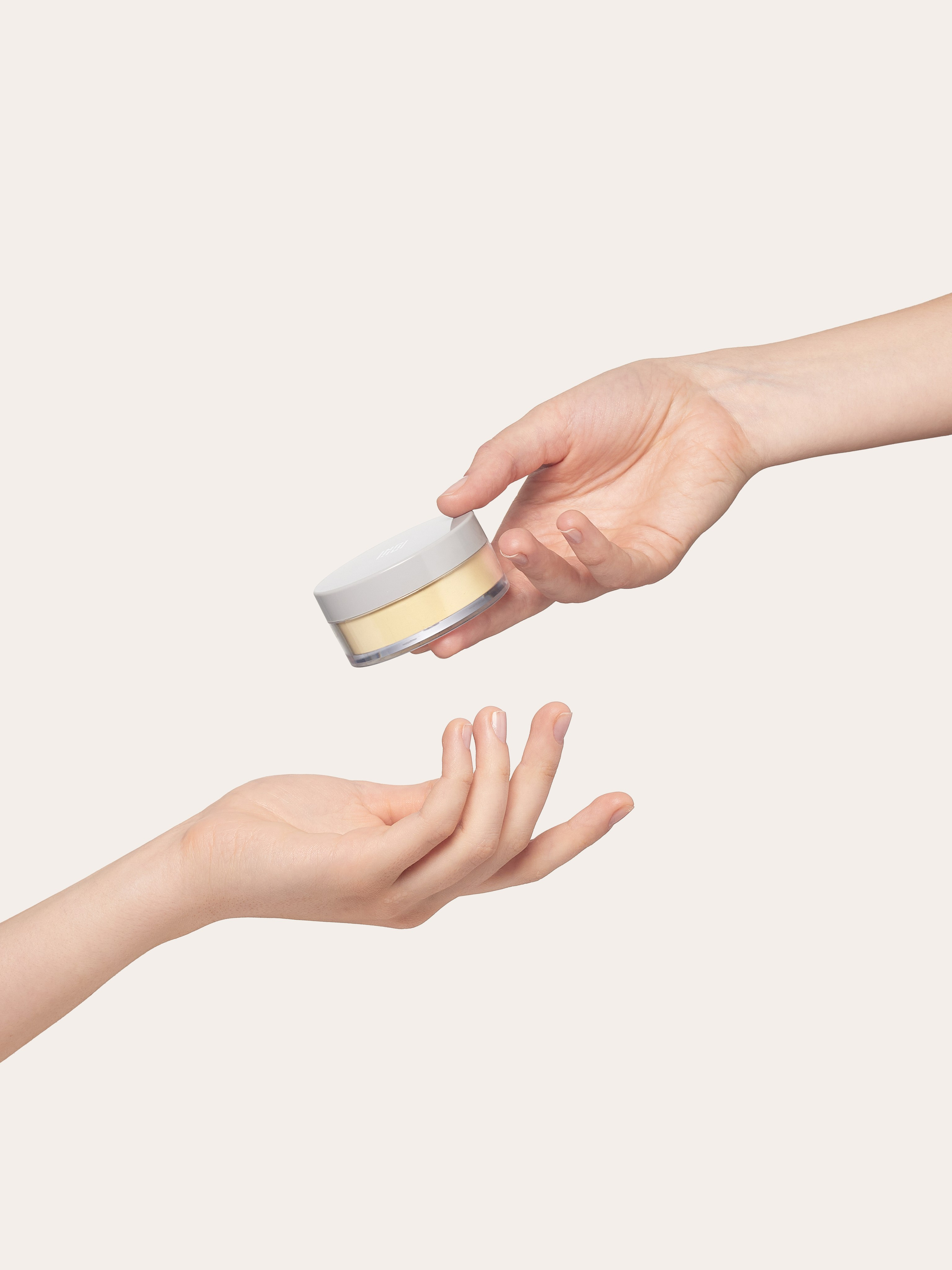 Предметная съемка косметики в Ростове-на-Дону. Предметный и бизнес фотограф в Ростове-на-Дону Александра Степанова