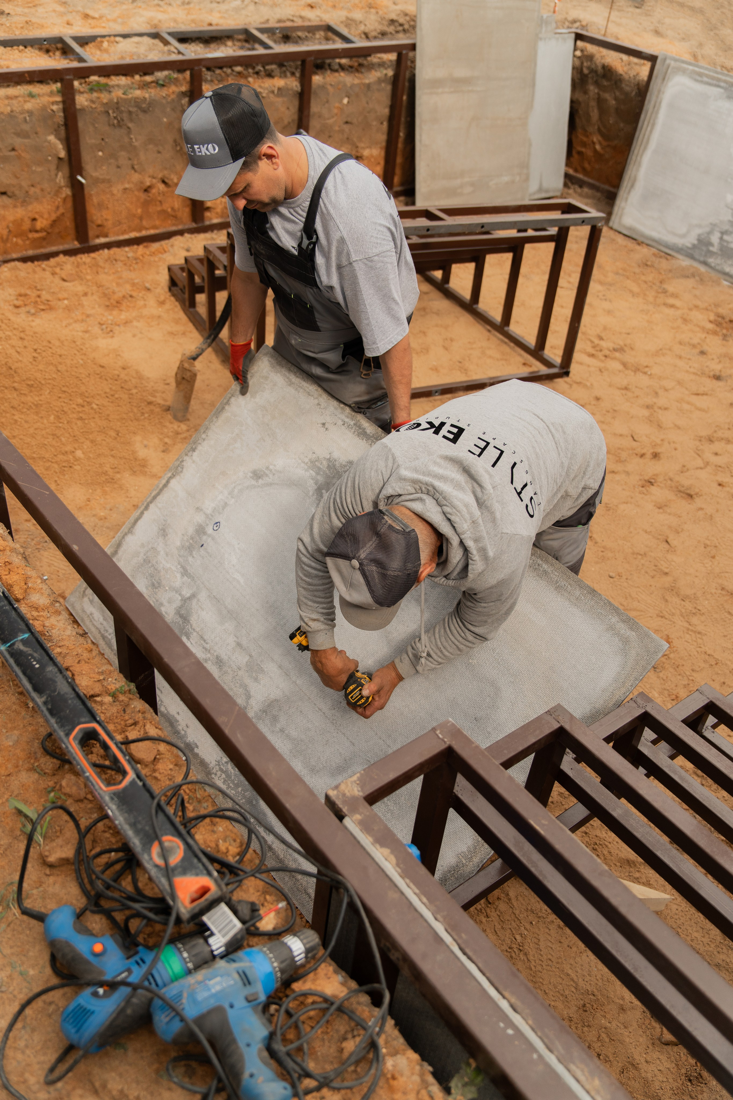 Этап ландшафтных работ. Автомобильный фотограф Светлана Усова