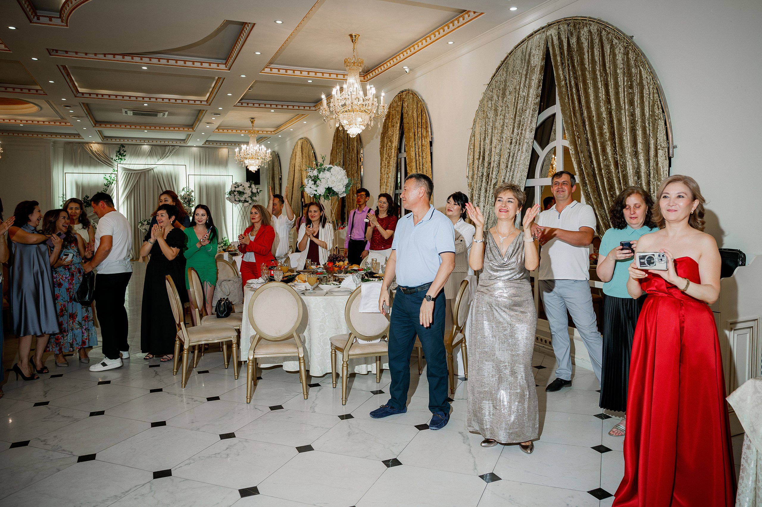 Выпускной — 11А, 2025. Фотограф в Алматы — Алексей Коньков | Репортаж, свадьбы, портреты