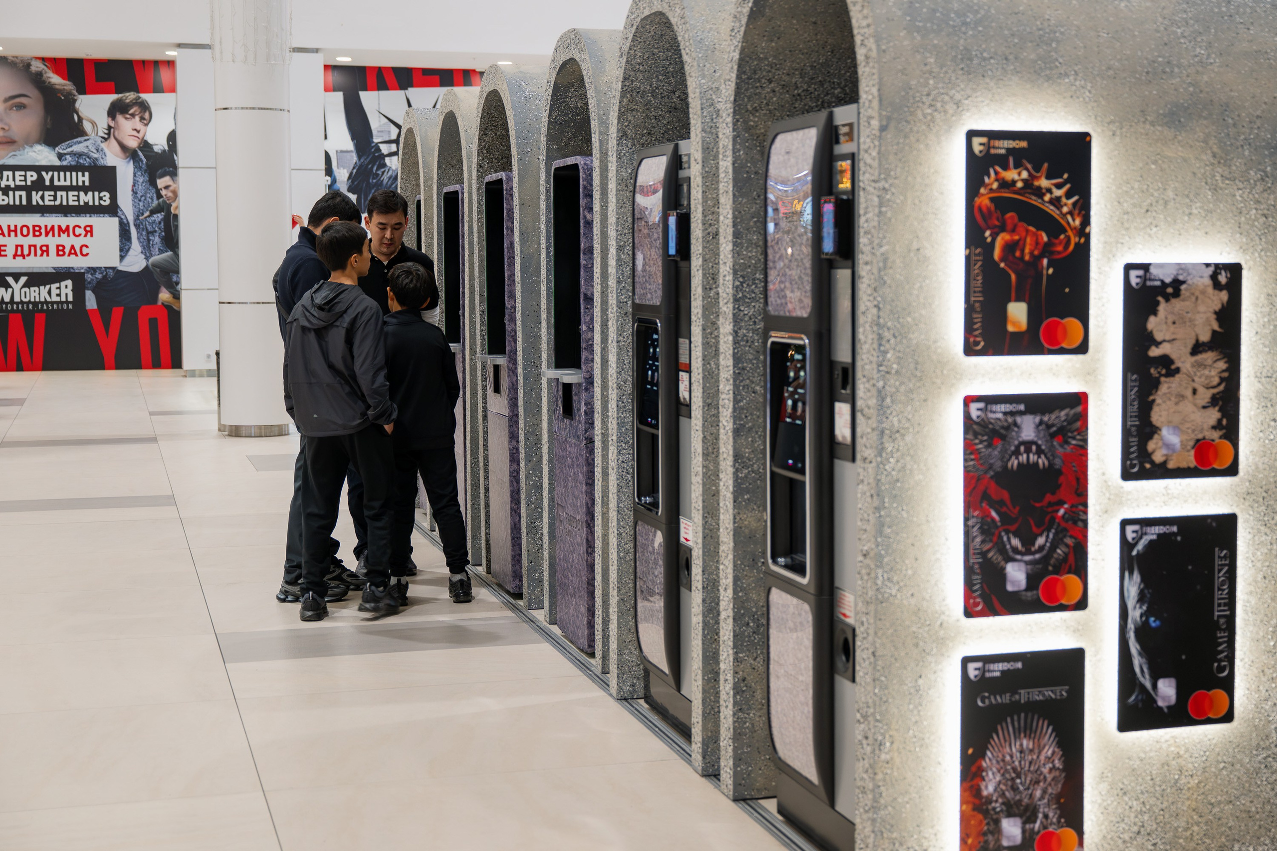 Freedom Bank & Game of Thrones. Фотограф в Алматы — Алексей Коньков | Репортаж, свадьбы, портреты