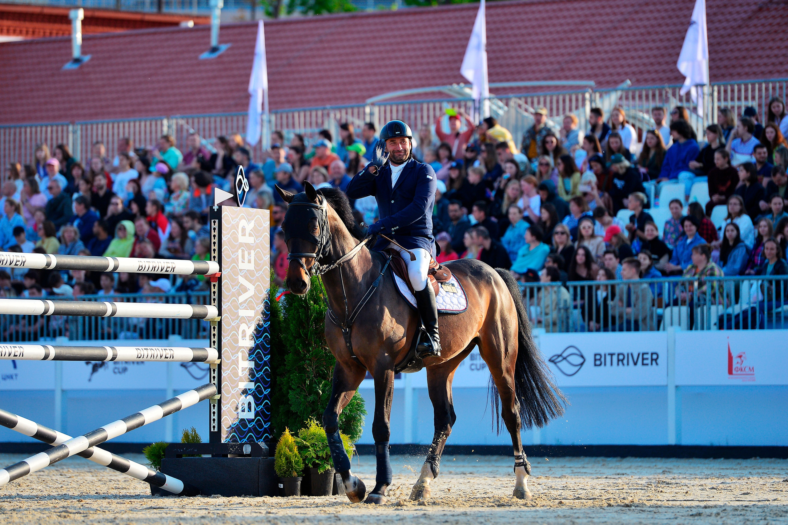 Репортаж Bitriver. Конный фотограф Alesya Safe