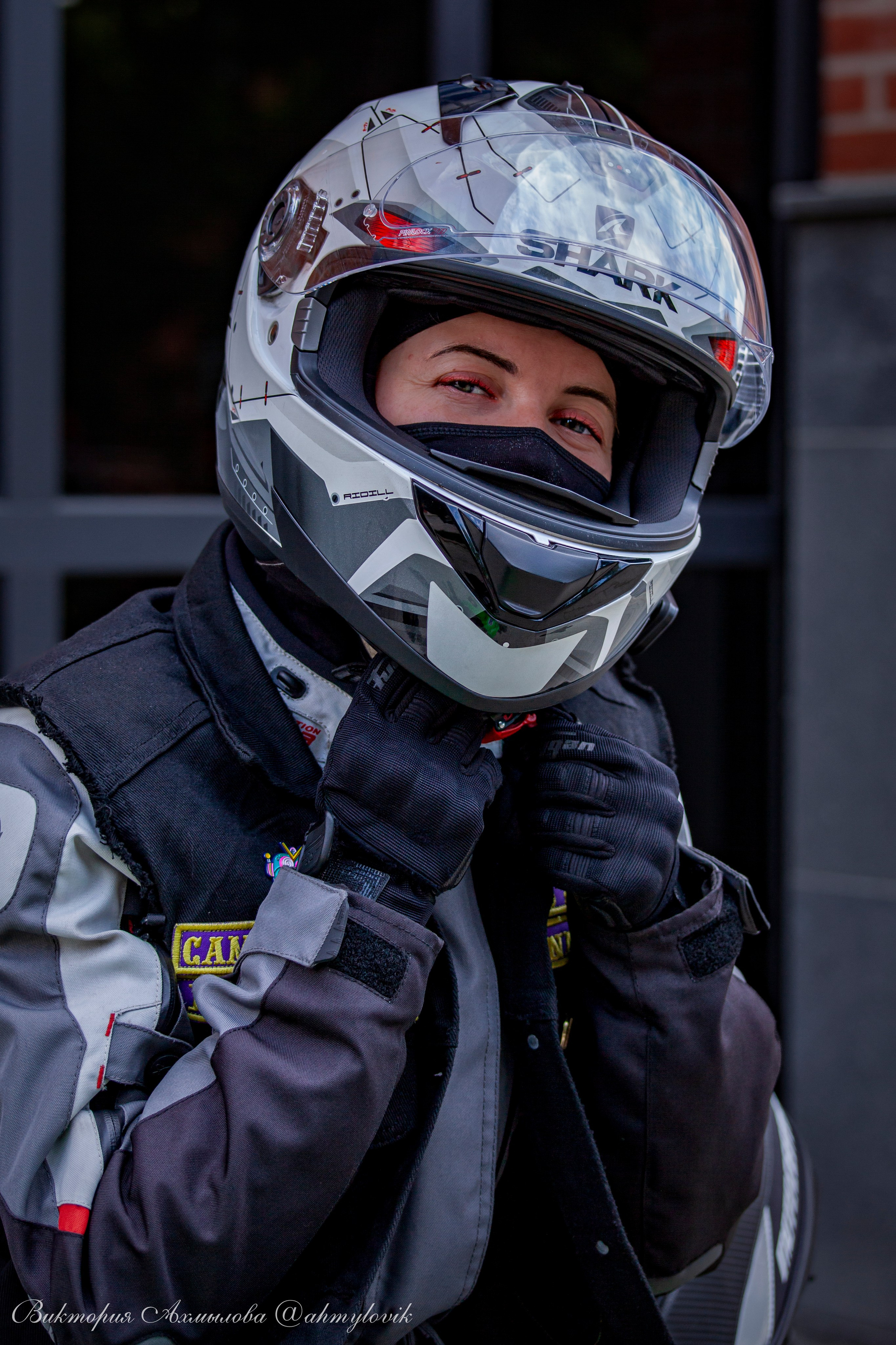 Аня и Гринч (Kawasaki Ninja 250). Виктория Ахмылова. Фотограф в Москве