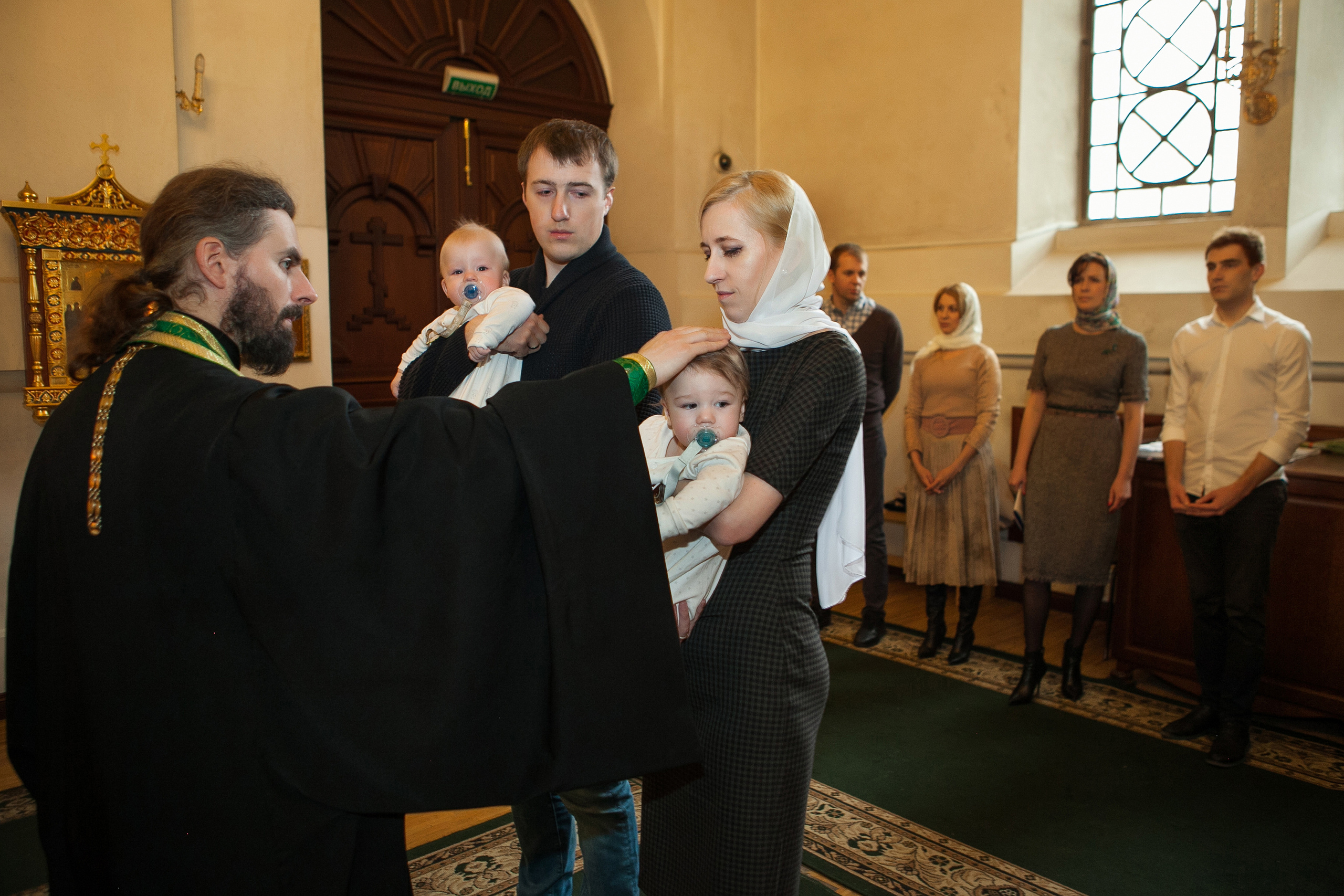 Крестины близнецов. Профессиональный фотограф в Краснодаре Татьяна Корченкина