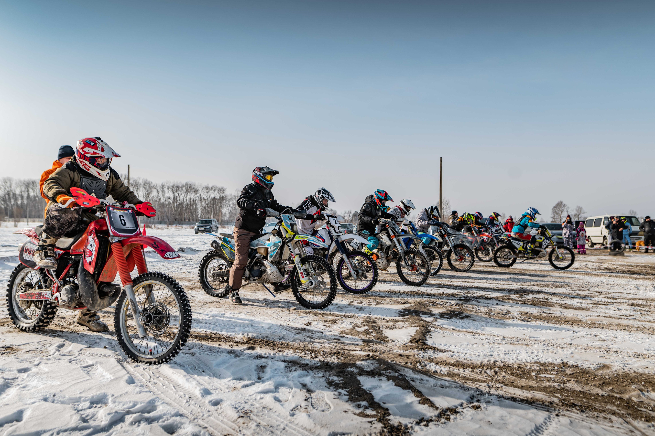 Мотокросс 23.02.2024. Портретный фотограф в Ангарске Артём Иванов