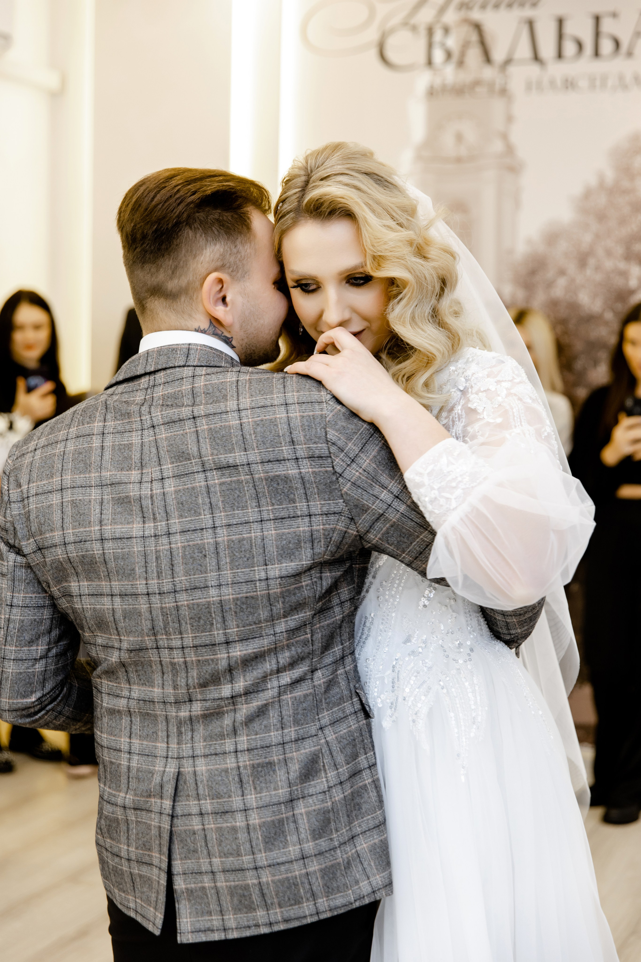 Свадебный день Артёма и Вики. Свадебный фотограф Анна Бабахина