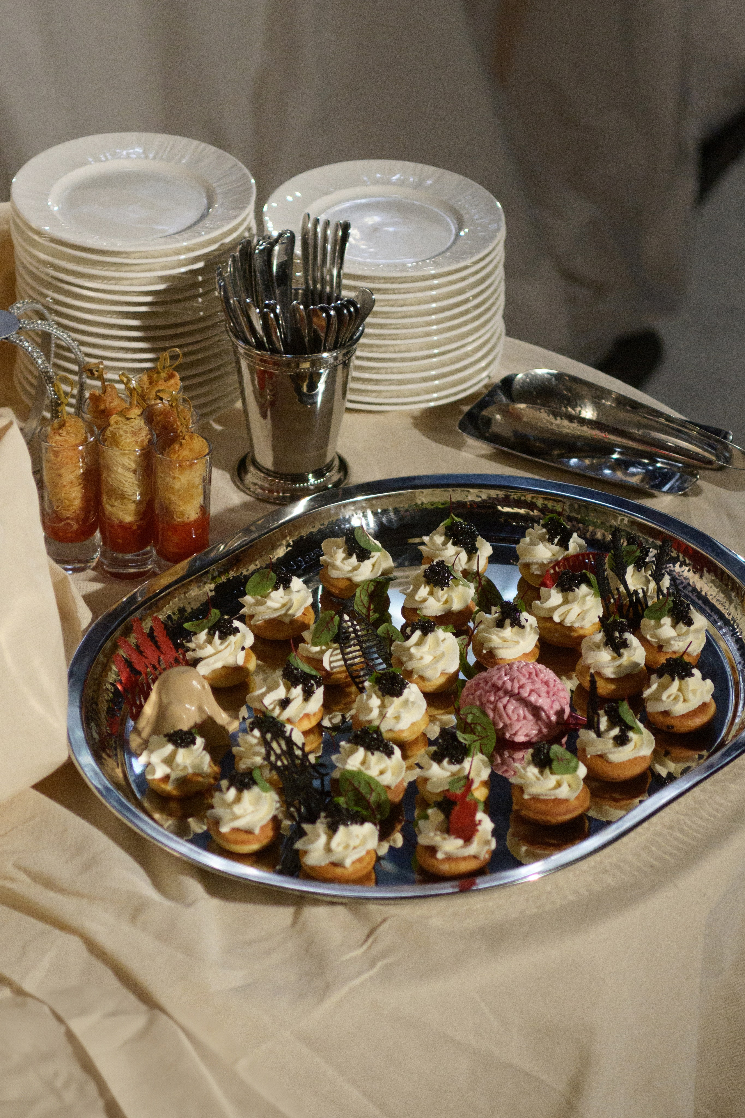 Decor by Favorite catering. Свадебный фотограф в Минске