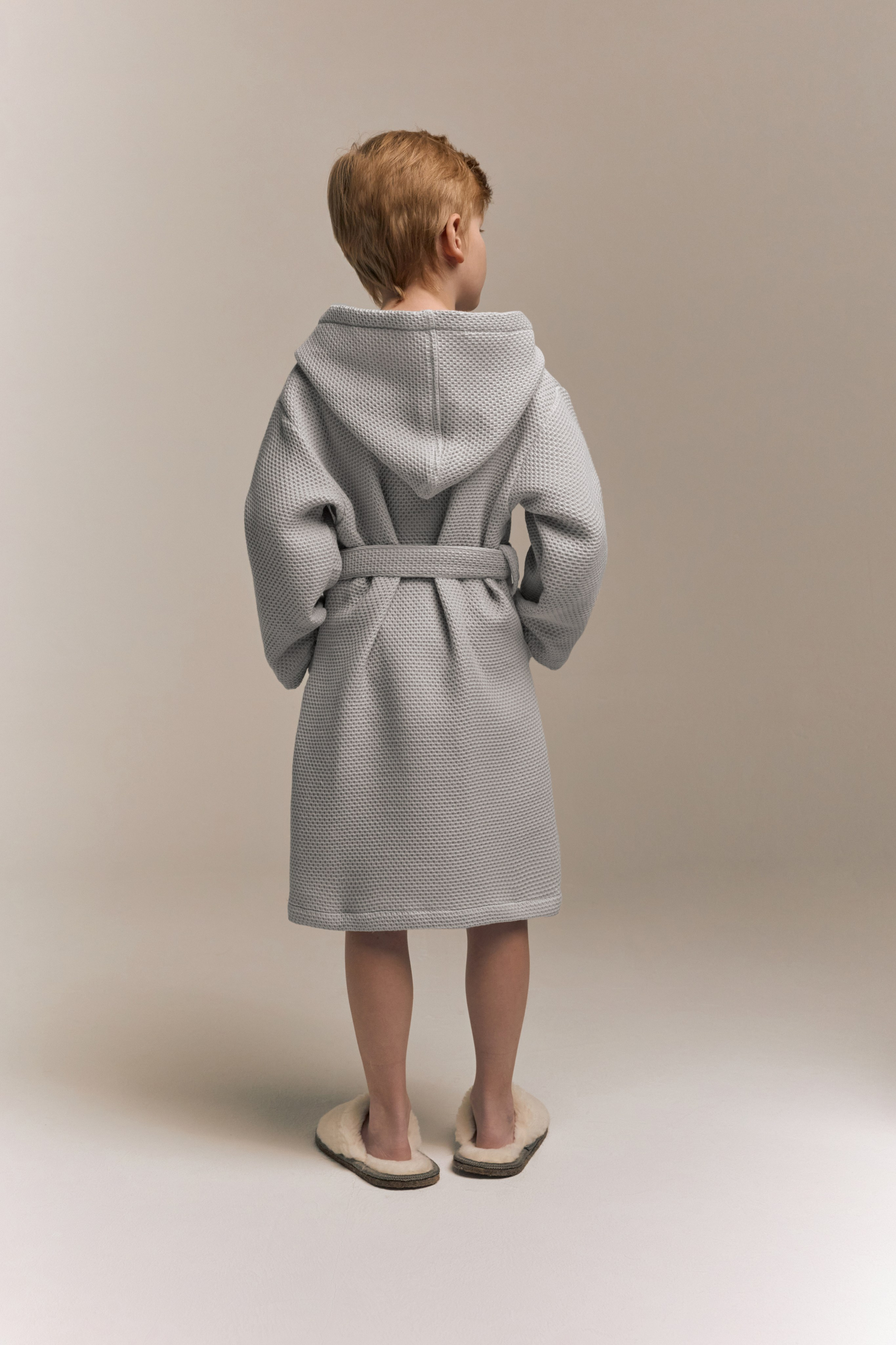 Съемка детских халтов для маркетплейсов вайлдберриз озон wildberries ozon. Фотограф в Санкт-Петербурге и Москве