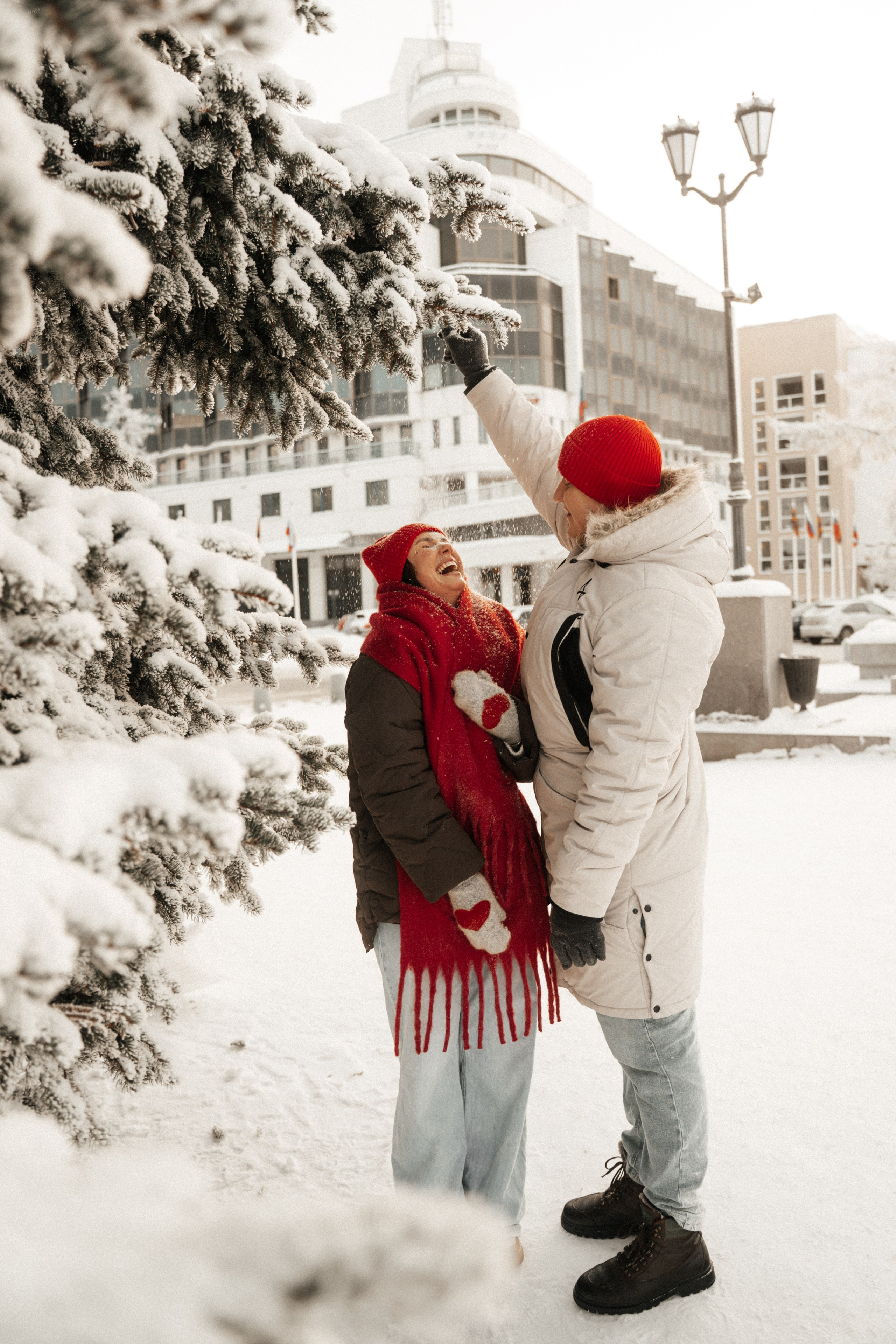 [our pulses aligned…]. Фотограф в Архангельске