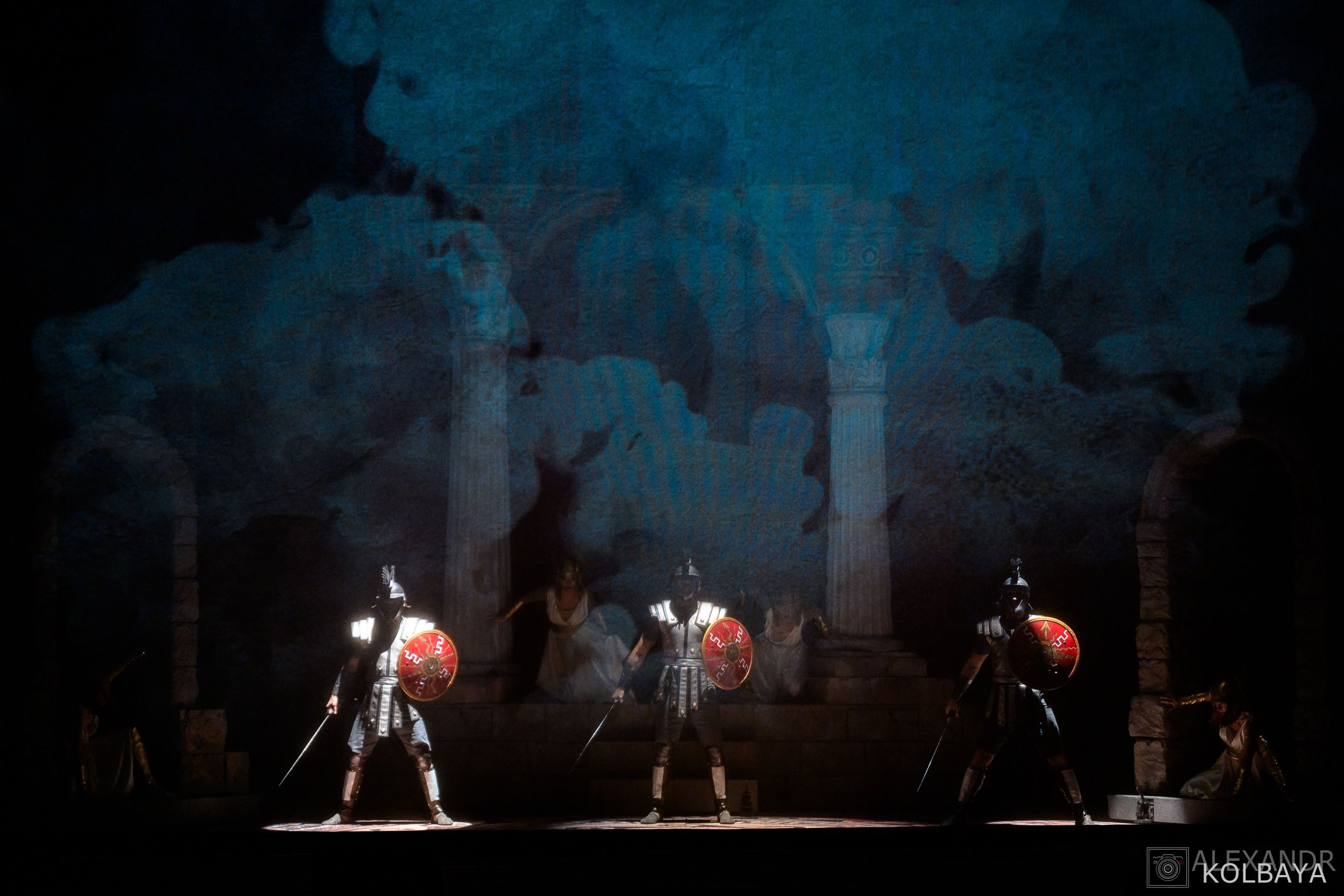 Фоторепортаж со спектакля Гладиатор в Театре Терезы Дуровой. Концертный и театральный репортажный фотограф в Москве Александр Колбая