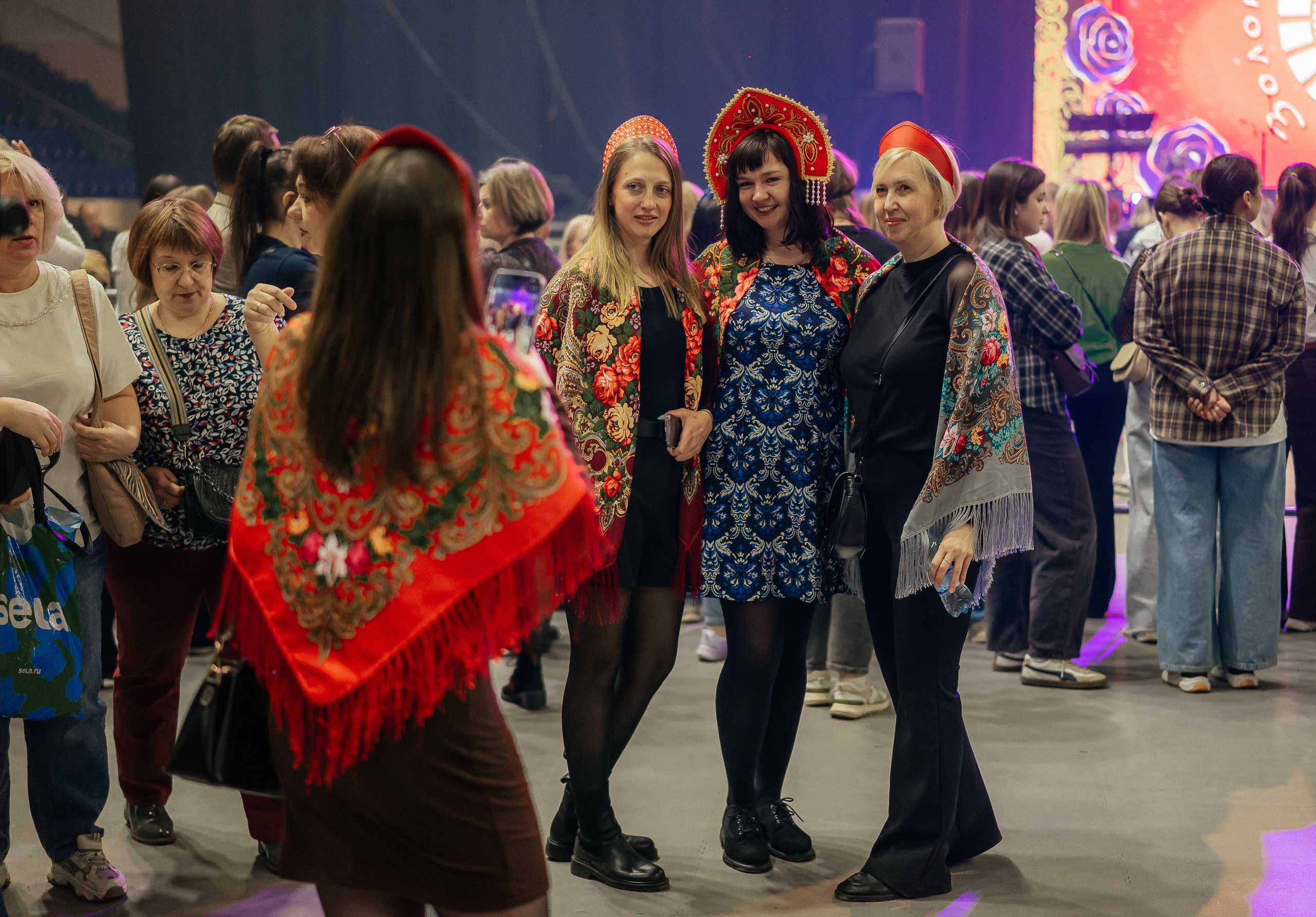 Концерт Надежды Кадышевой в Смоленске. Фотограф и видеограф Смоленск | Студия Цезарь