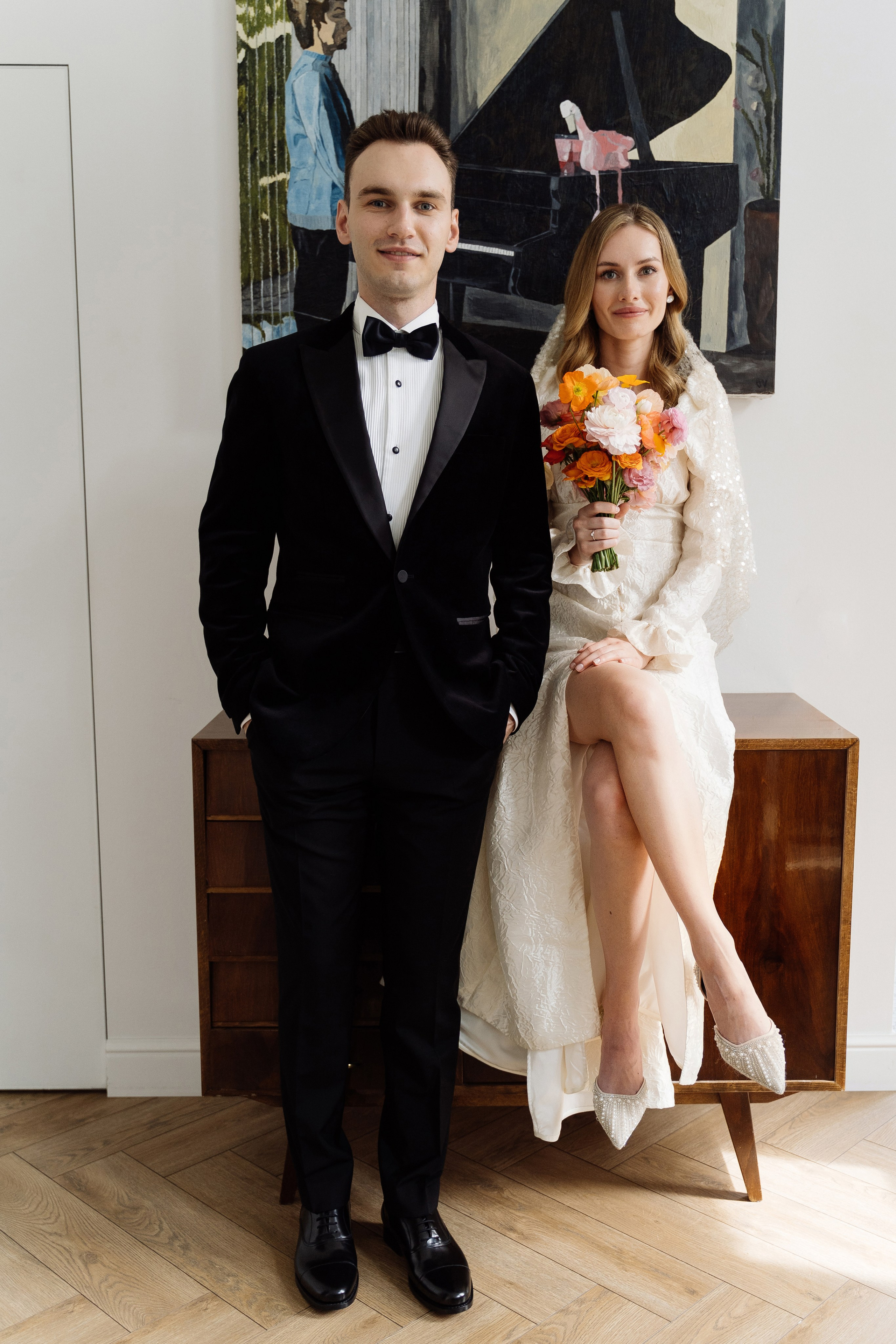 Камерная свадьба на фонтанке в сезонах. Свадебный фотограф организатор в Санкт-Петербурге Ассоль Опарина