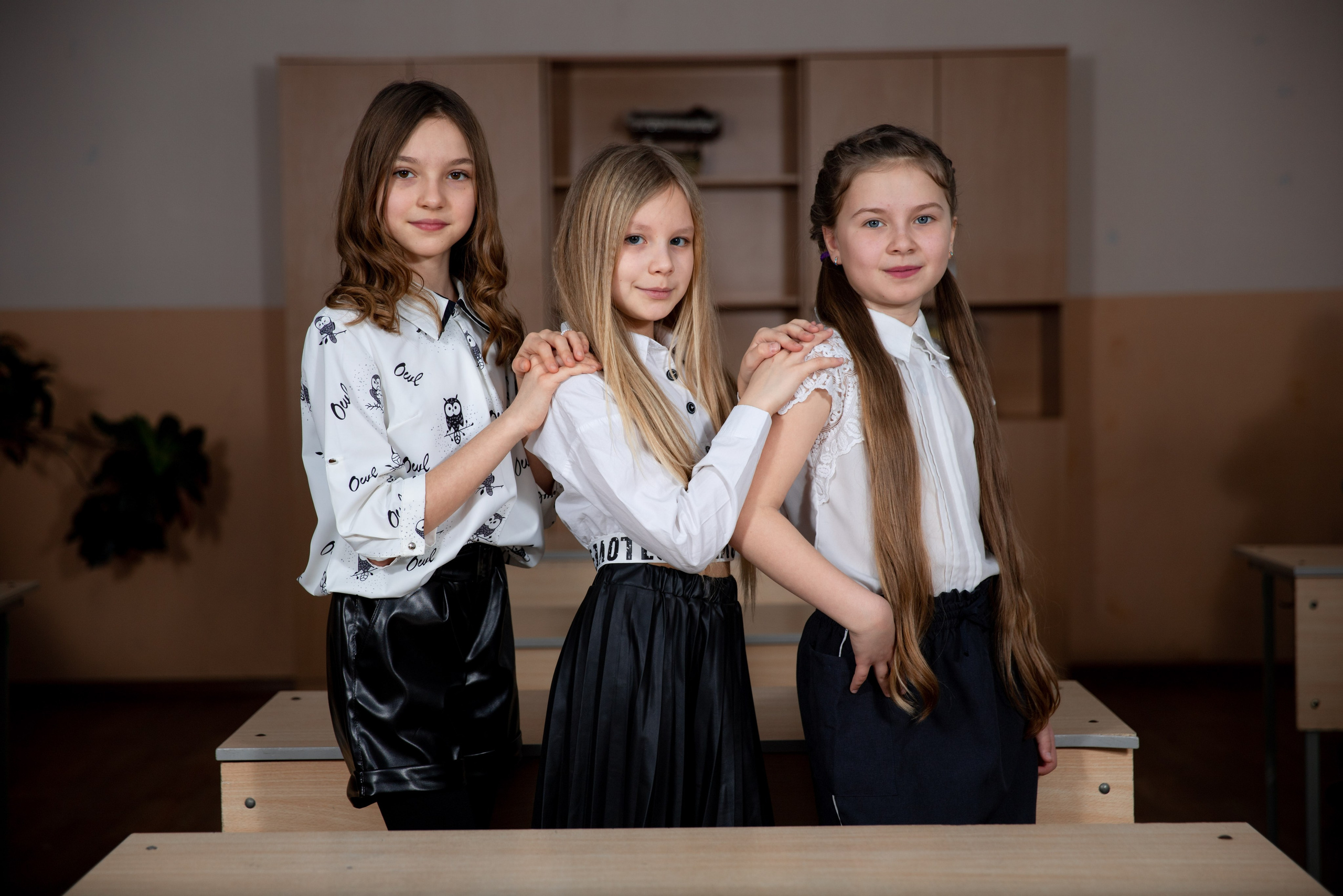 Начальные классы. Выпускные школьные фото­альбомы для школ и детских садов в Волгограде и Волжском