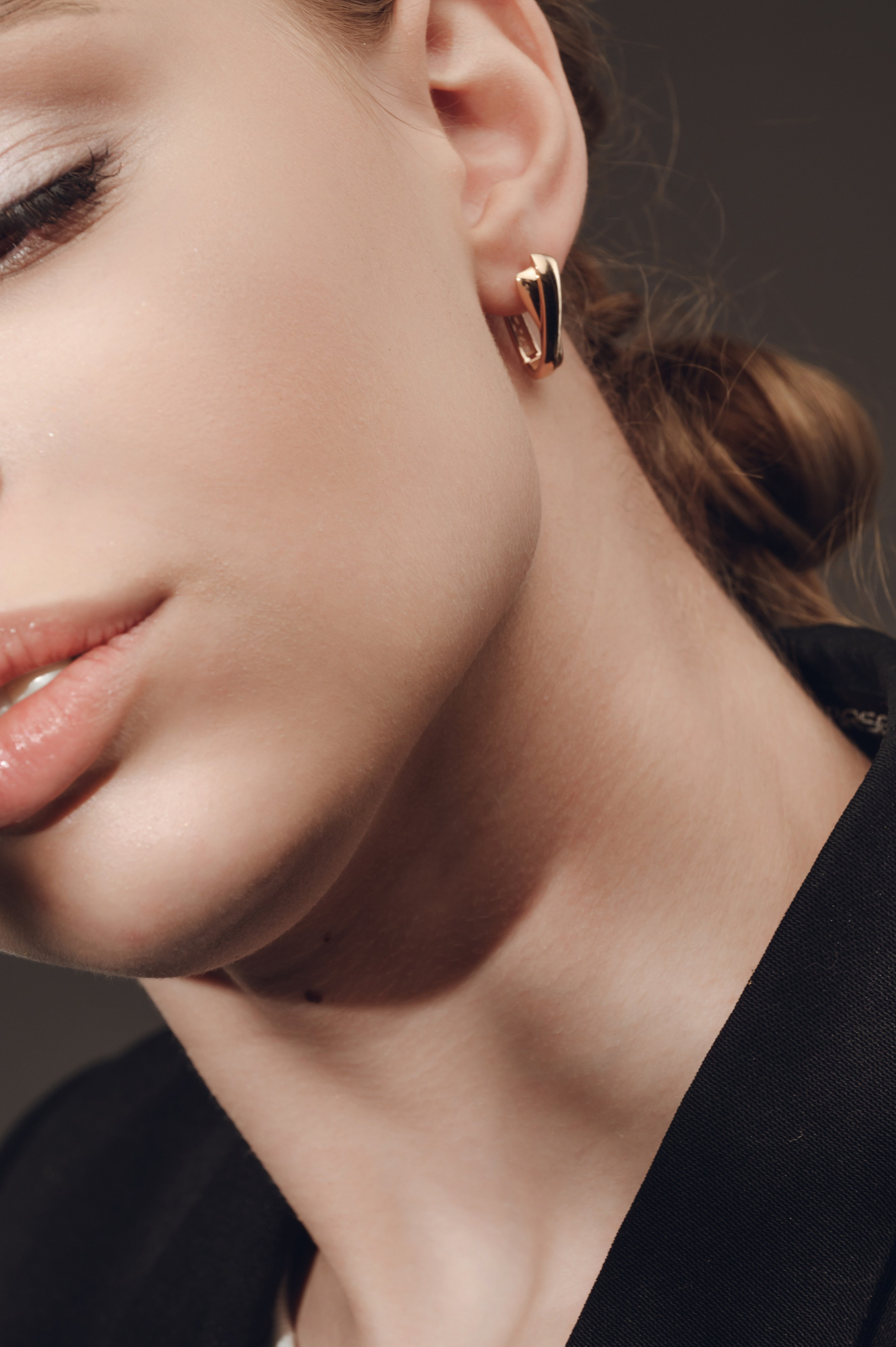 585 Золотой Евразия