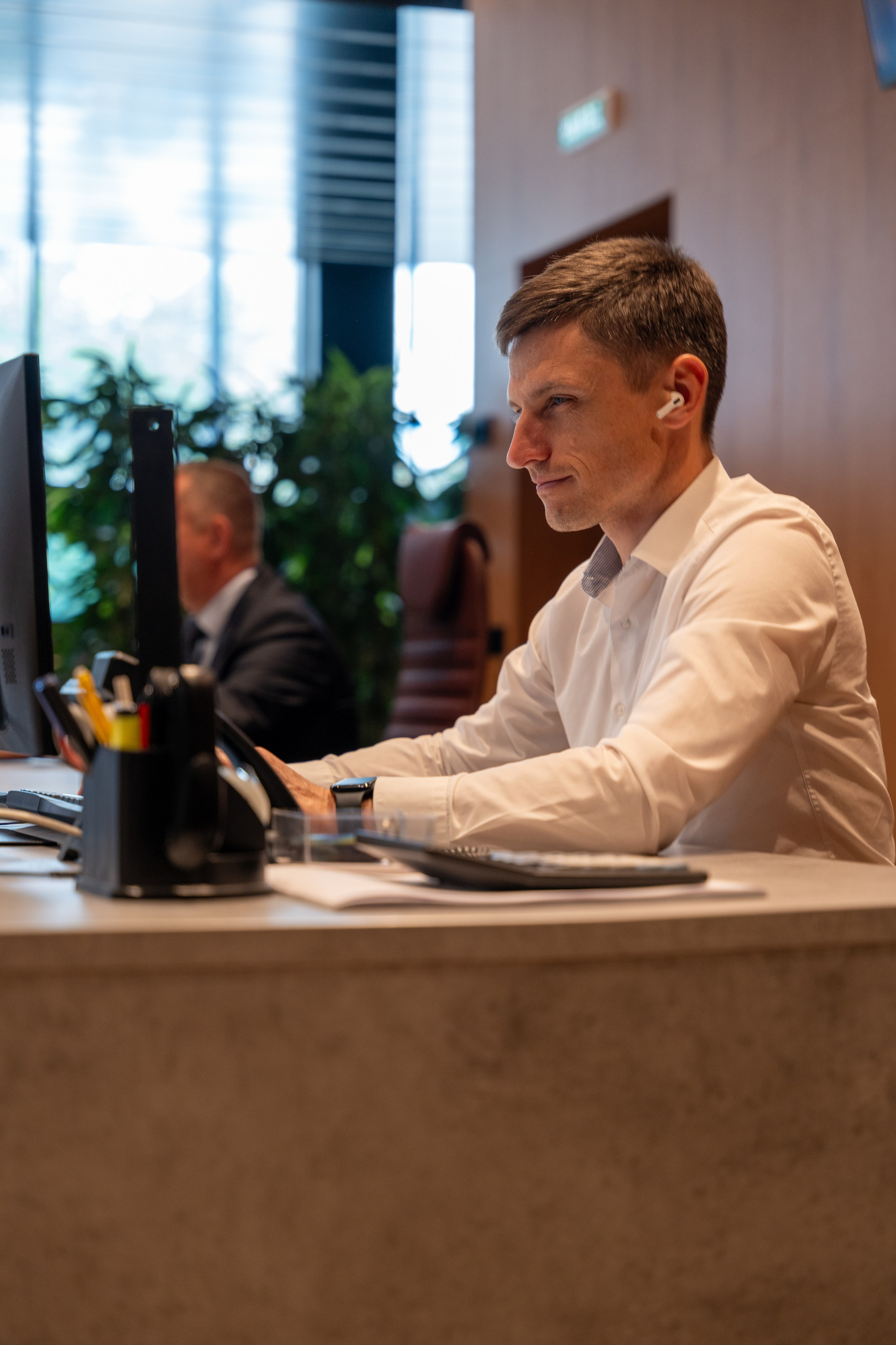 Интерьерная фотосъемка автосалона Elrus в Краснодаре. Zeekr, LiXiang Профессиональная фотосъемка интерьера премиум-автосалона в Краснодаре. Шедевры для Вас! Фотограф и Видеограф в Краснодаре Пахиев Руслан