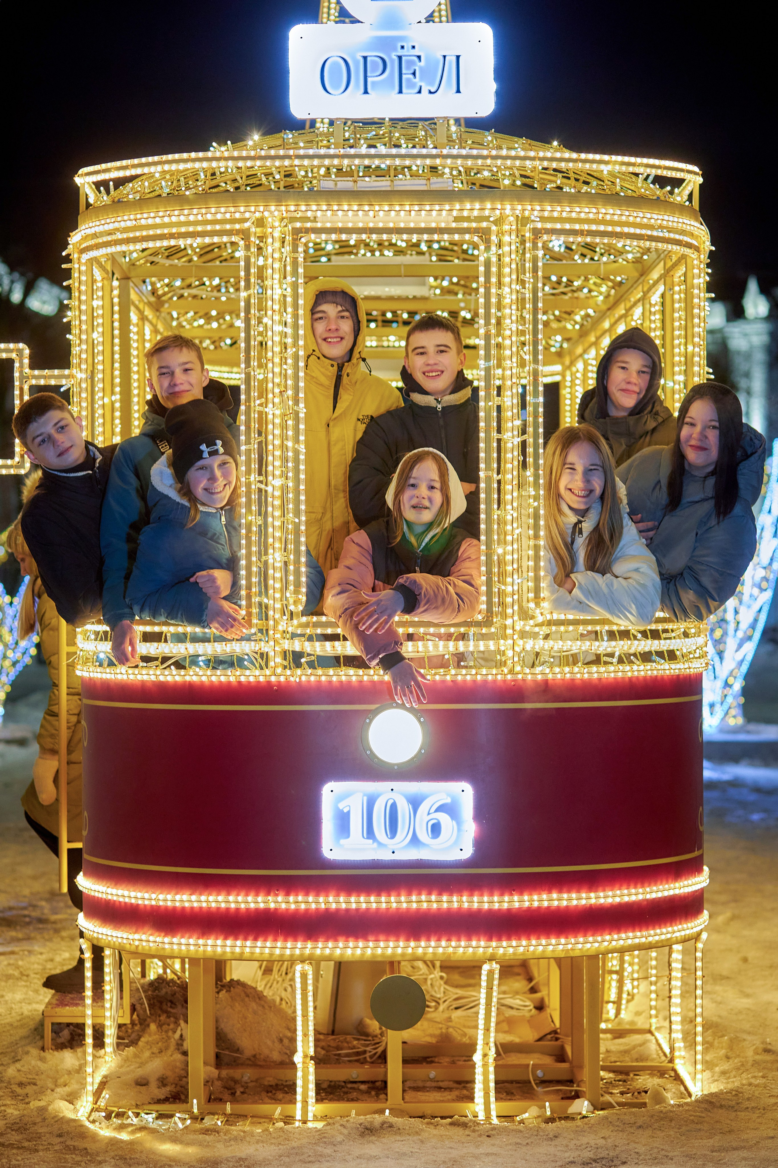 Старшие общие. Школьный фотограф Леонова Наталия