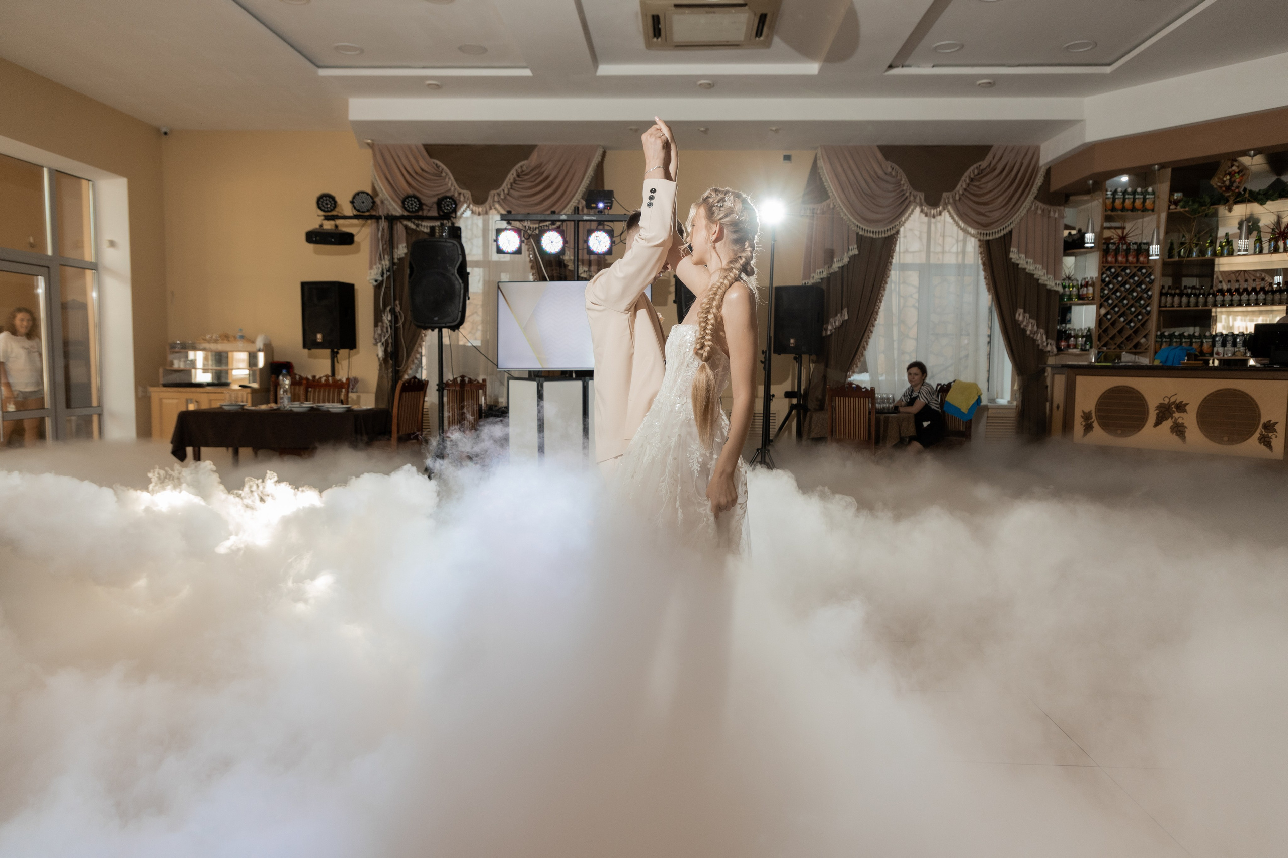 Роман и Александра (банкет). Свадебный фотограф Ангелина Сунгатулина | Саратов | Балаково | Вольск