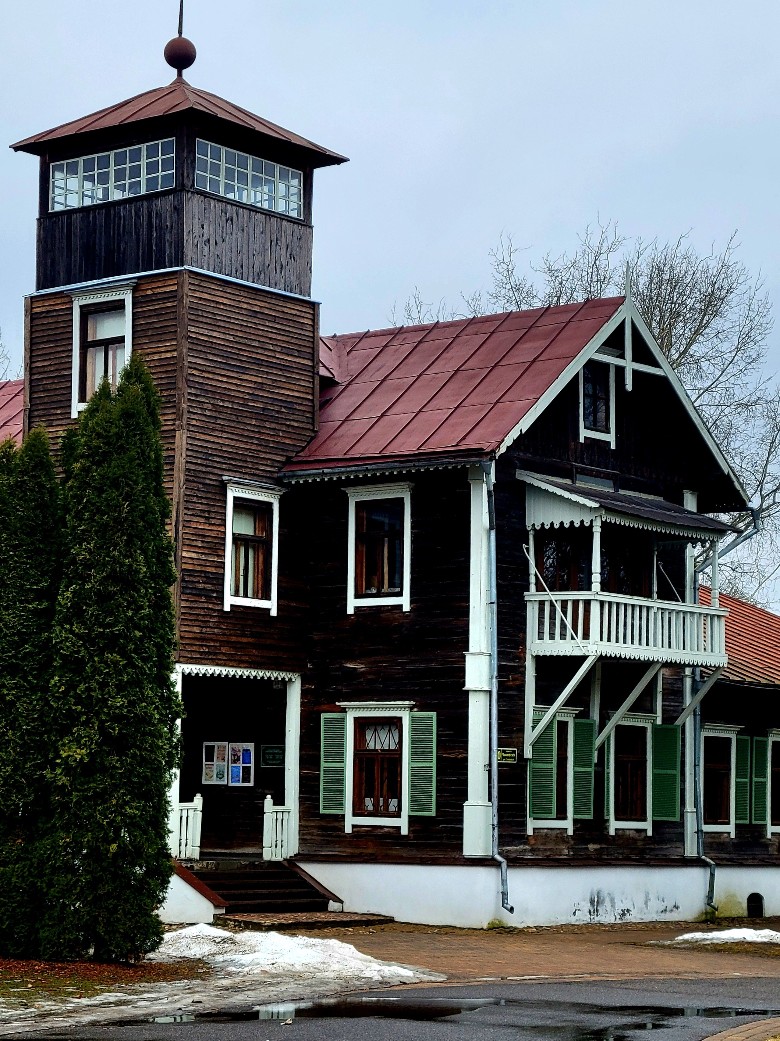 Наибольшее развитие получило в 1884-1913 гг, когда принадлежало польскому дворянину Евстафию Любанскому и его молодой красивой супруге Ядвиге