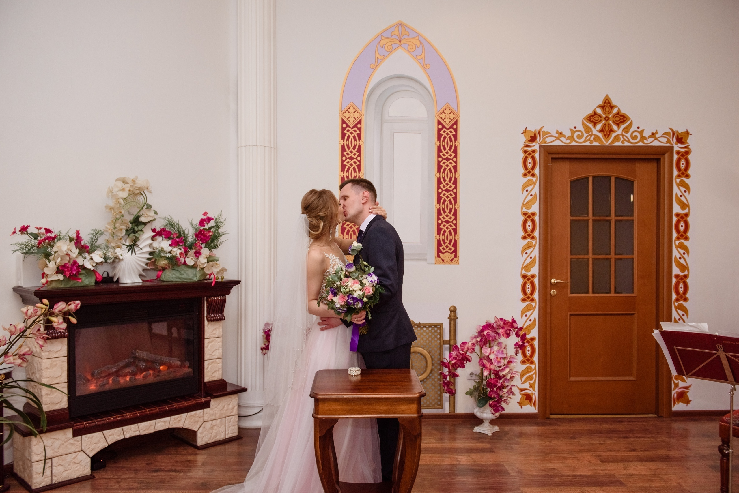 Ветер с моря дул… нагонял любовь ;). Свадебный фотограф и визажист в Москве Кристина Палько