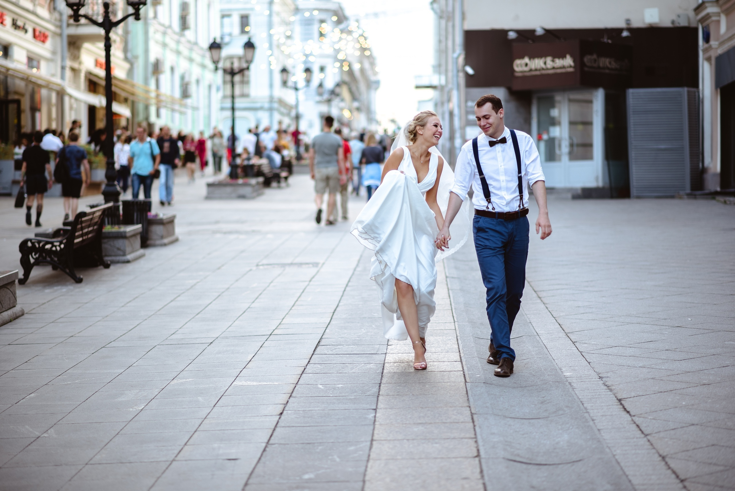 Миллионы глаз смотрят на нас. Свадебный фотограф и визажист в Москве Кристина Палько
