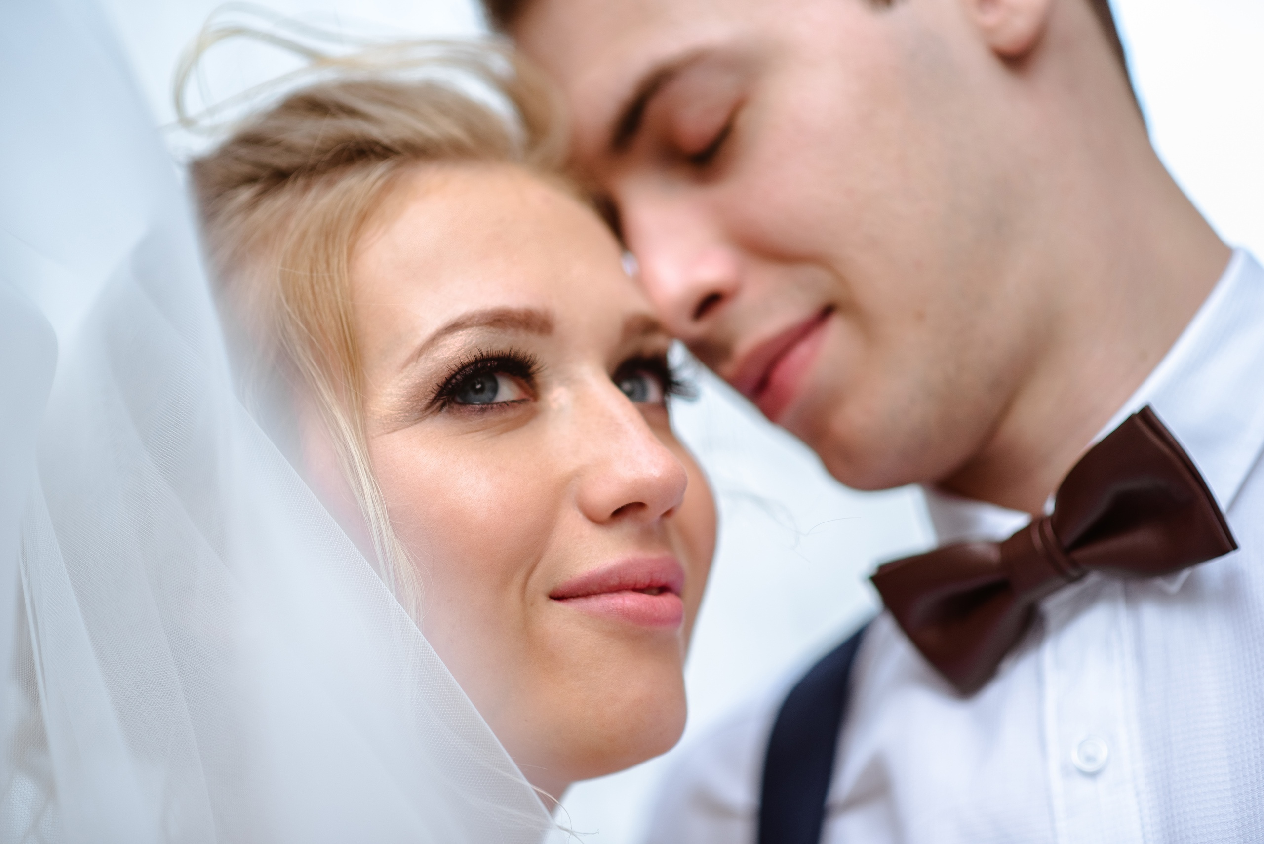 Миллионы глаз смотрят на нас. Свадебный фотограф и визажист в Москве Кристина Палько