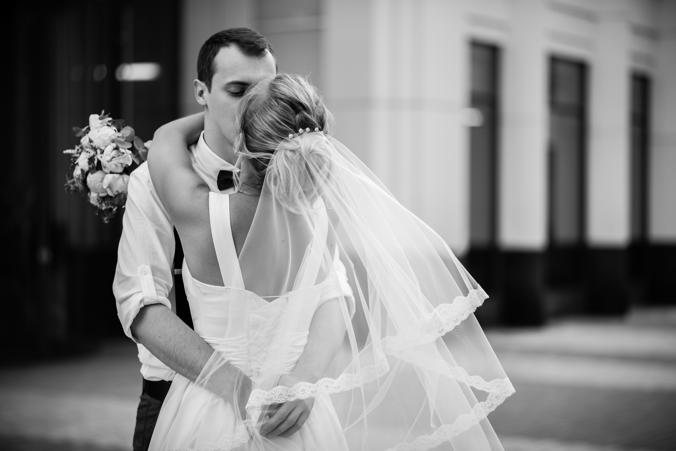 Миллионы глаз смотрят на нас. Свадебный фотограф и визажист в Москве Кристина Палько