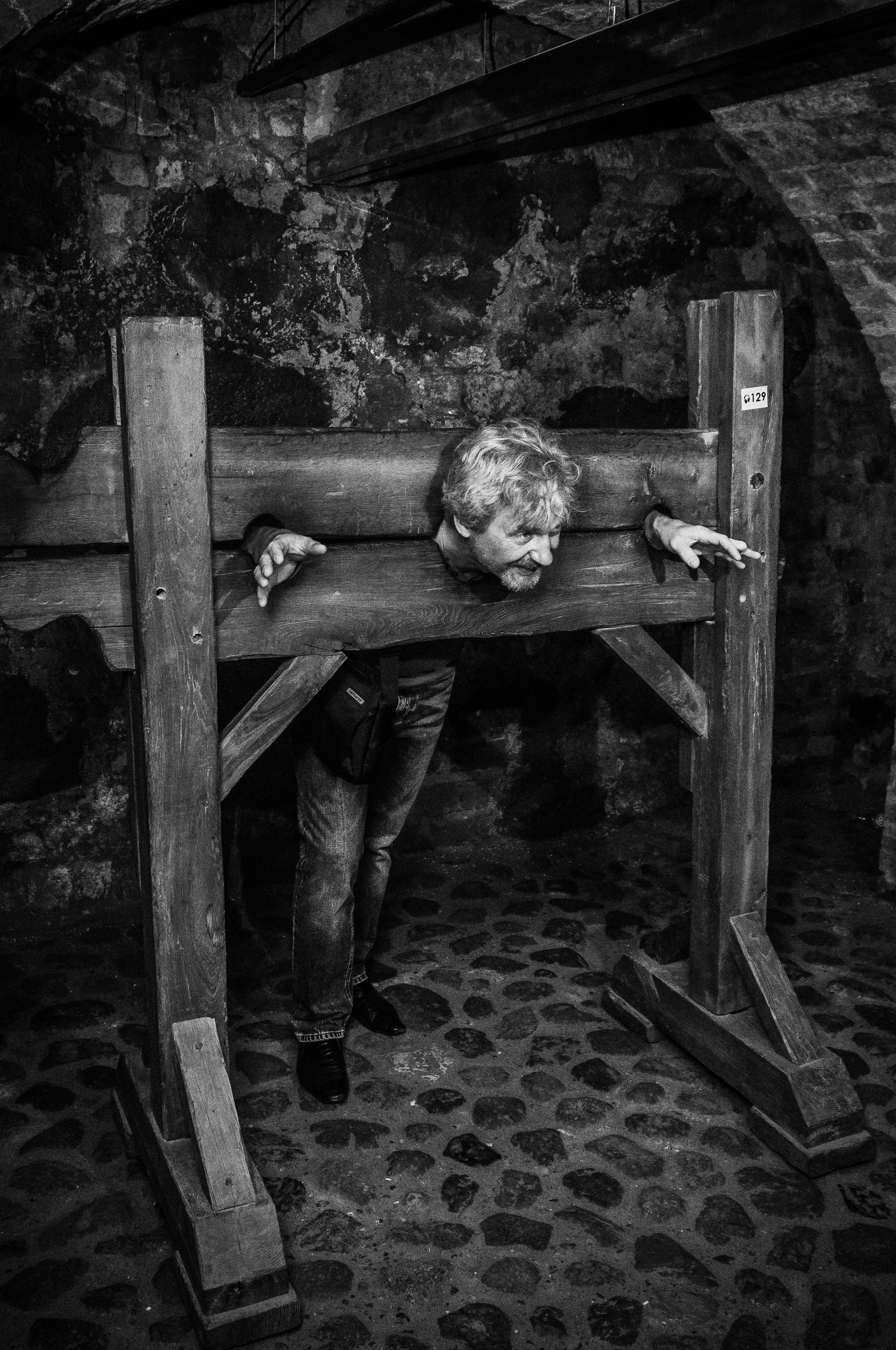 Мирский замок 2013. Фотограф Антон Швец — Монохромная реальность