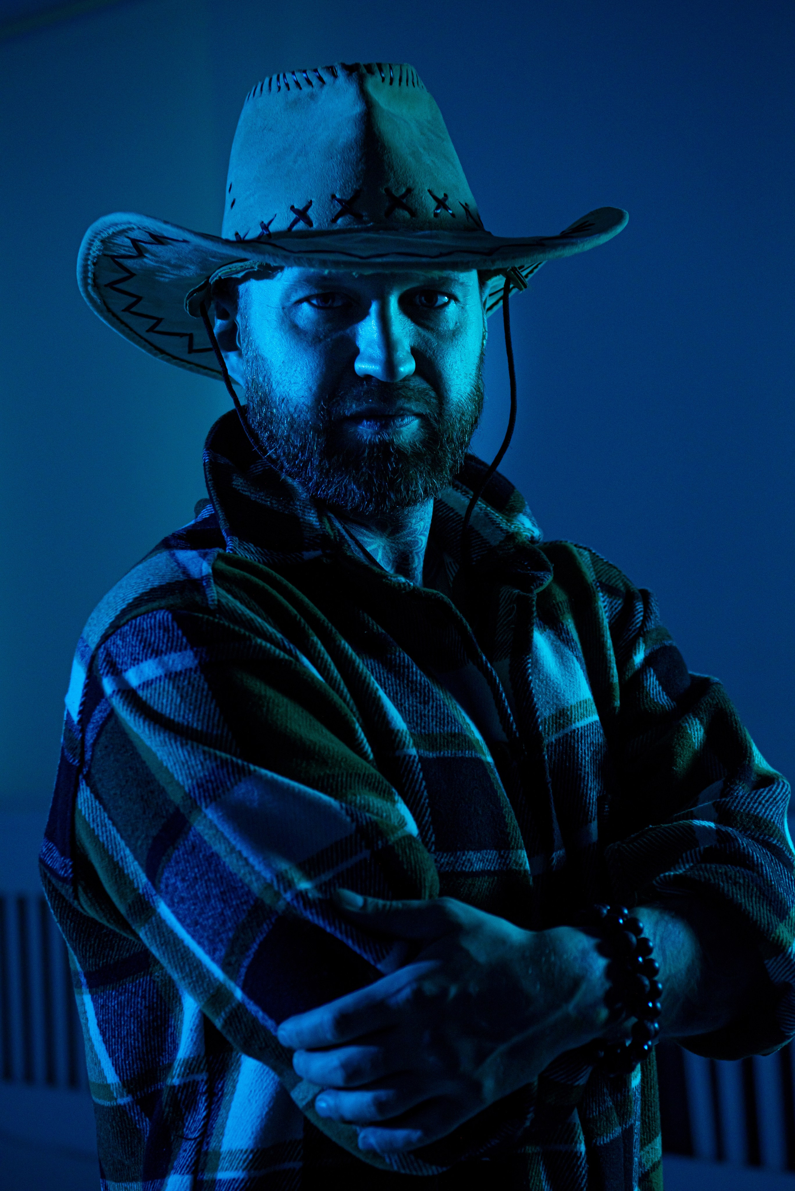 Fashion съемка с цветными фильтрами. Фотография — это миг, который фиксирует вечность