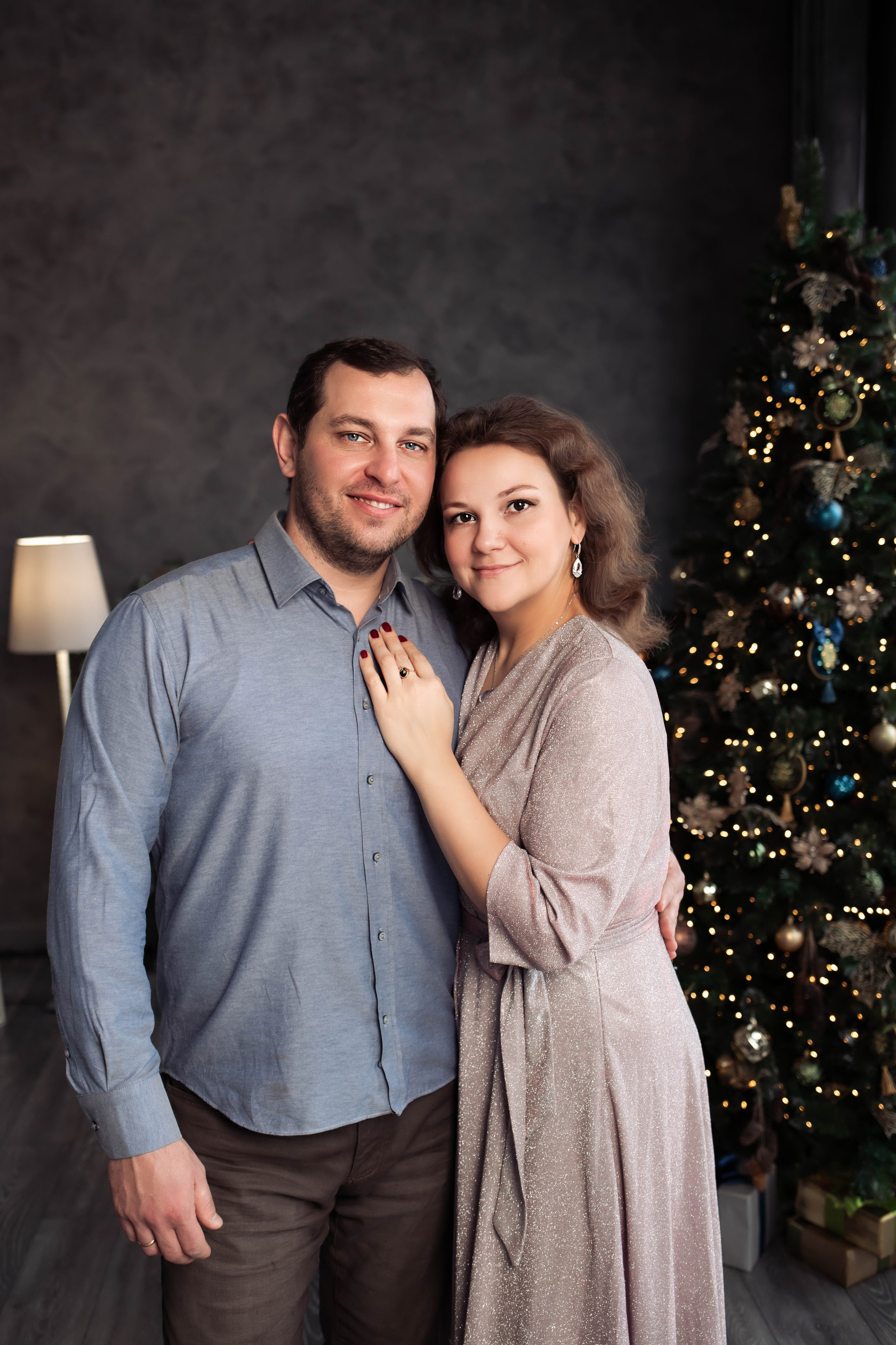 Семейная фотосессия в студии. Фотограф новорожденных в Новосибирске