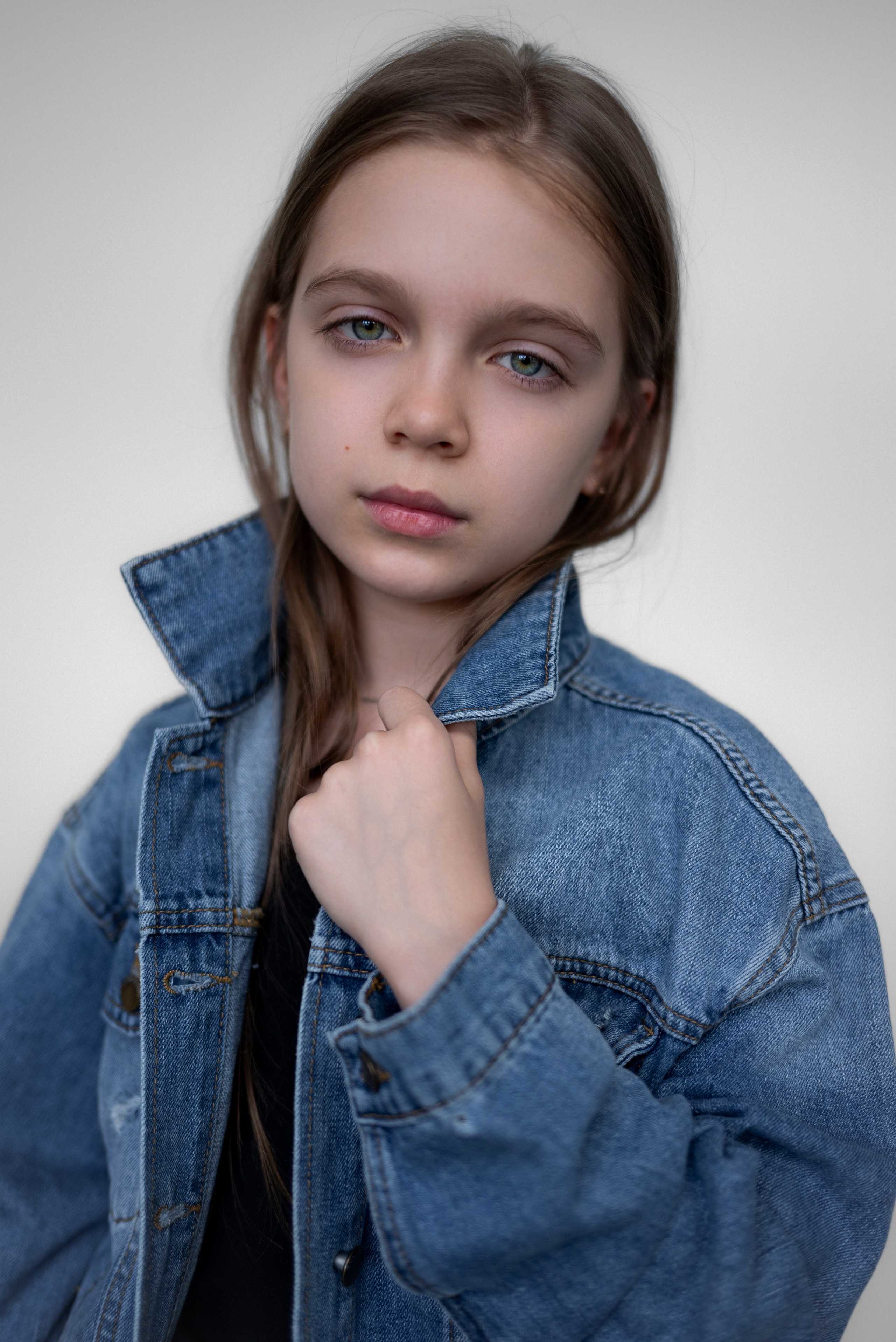 Модельное портфолио. Фотограф Москва Виктория Вишневская актерское / модельное портфолио