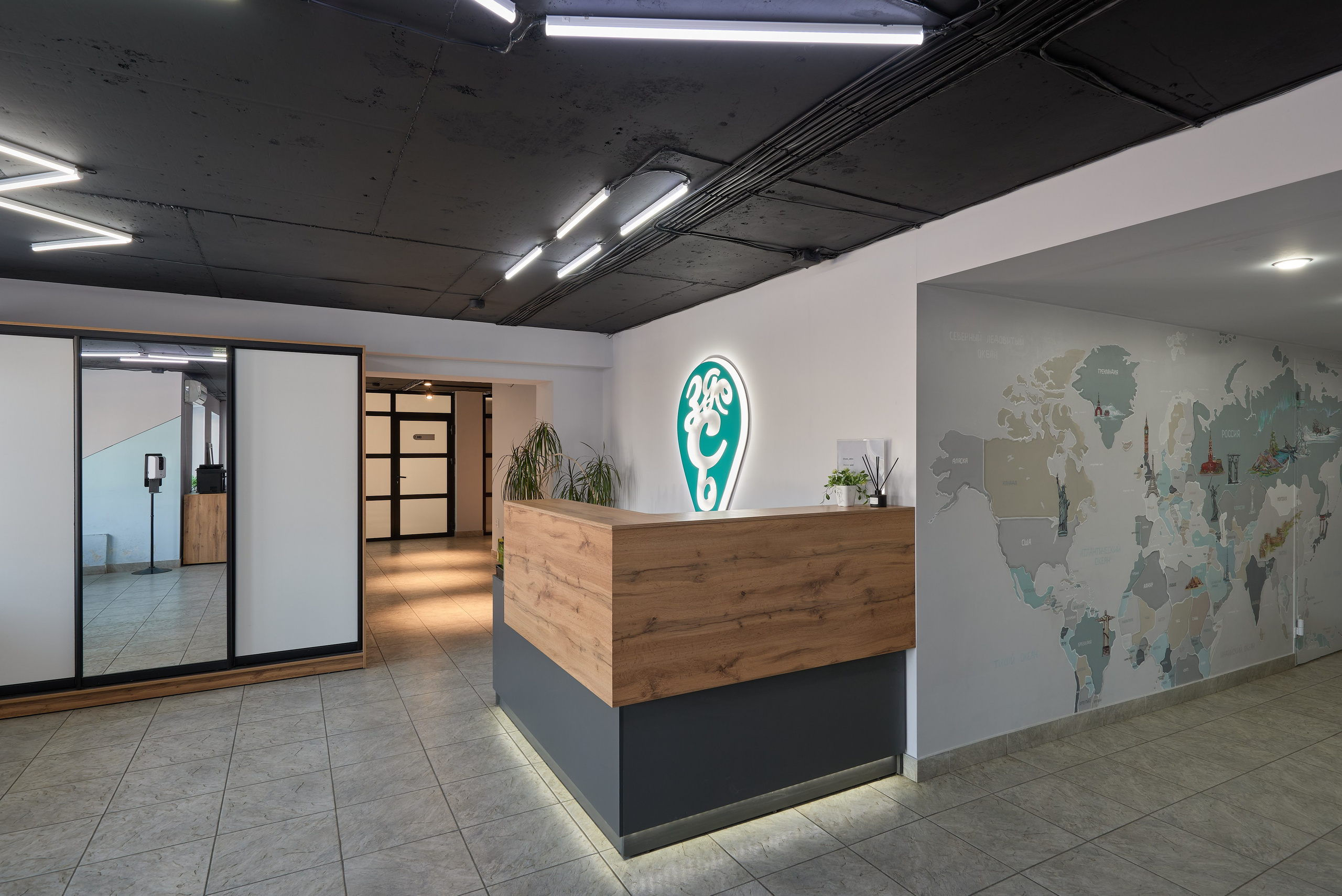 Коворкинг Здесь. Абросимов Лев интерьерный и архитектурный фотограф