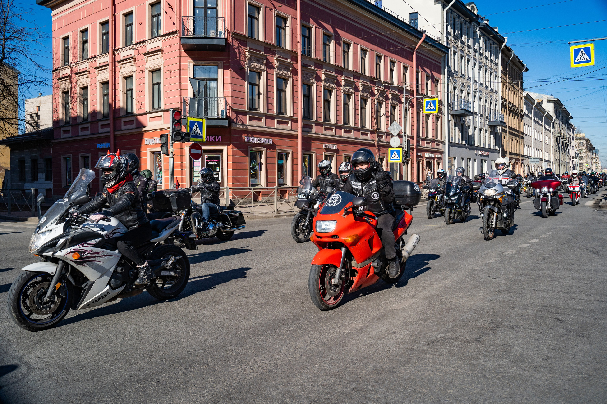 Весенний прохват мотоклуба Normans Riders MC. Концертный и репортажный фотограф в Санкт-Петербурге Слава Пахомов