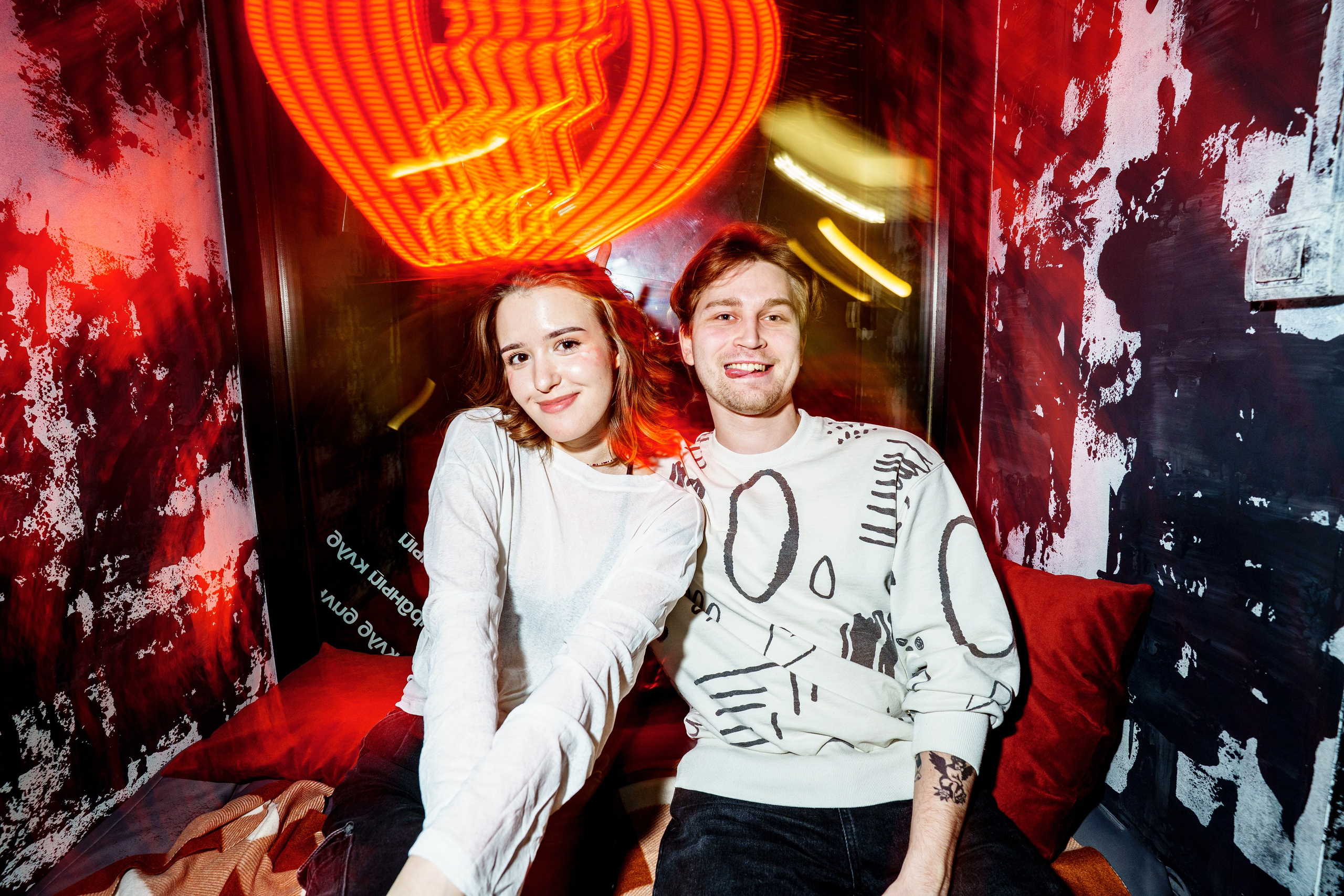 День святого Валентина в Баре разбитых сердец. Концертный и репортажный фотограф в Санкт-Петербурге Слава Пахомов