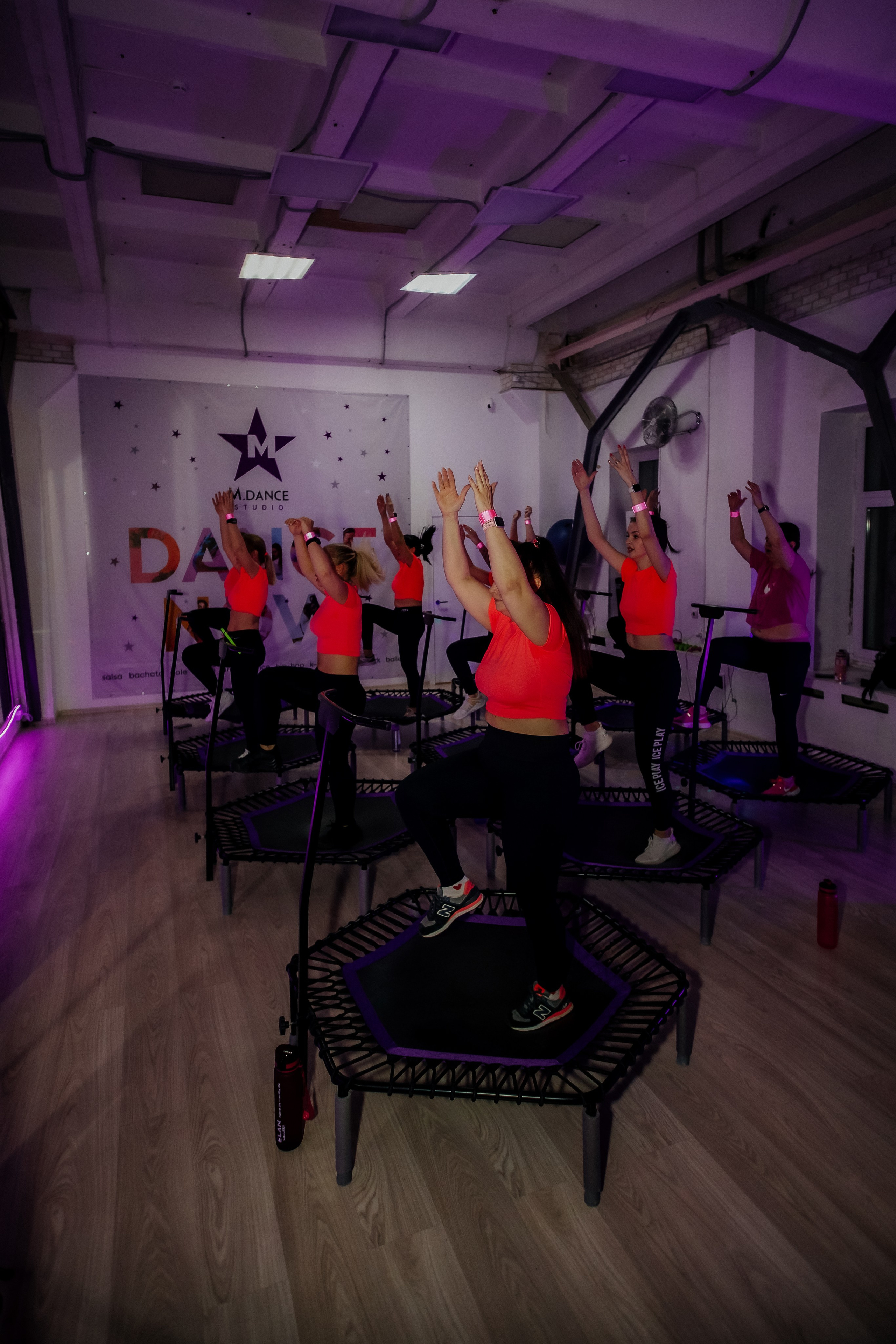 Съемки тренировок для сети студий Jumping Fitness. Ирина Тихонова — фотограф для детей и коллективов в Москве