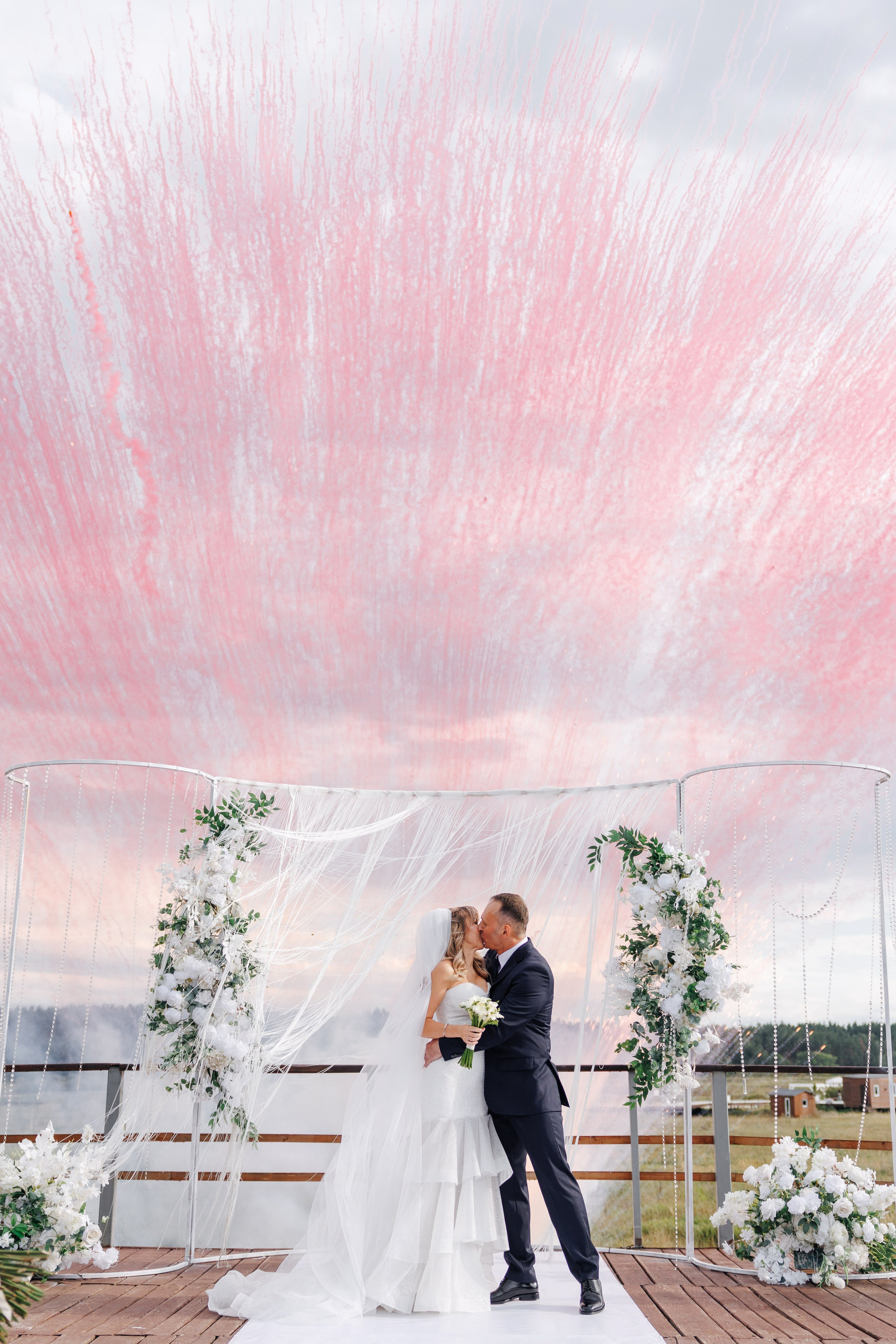 СВАДЕБНЫЕ ЭФФЕКТЫ «ФЕНИКС»