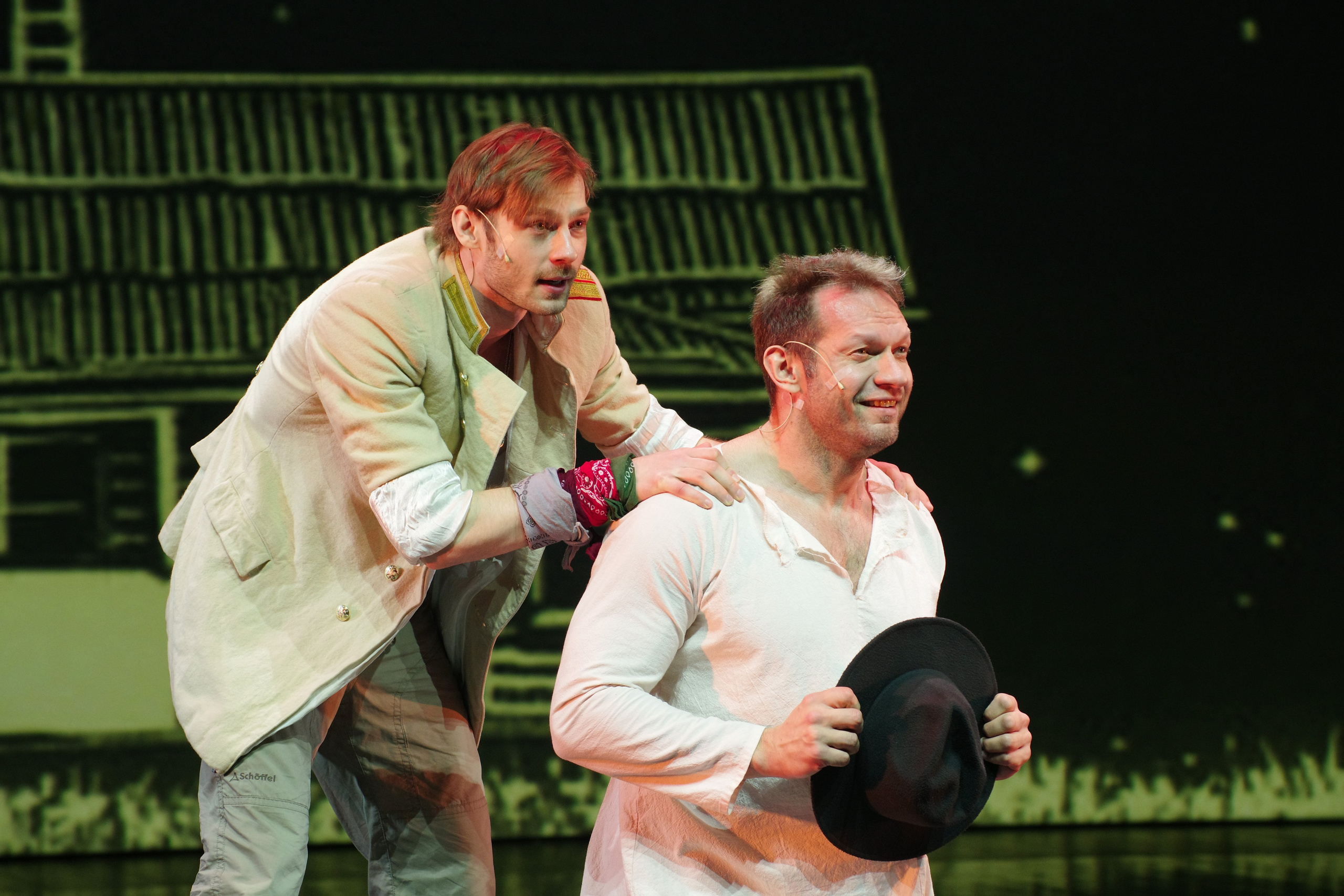 Театр И-Он, Люди и мыши. Семейный и детский фотограф Антон Зорин