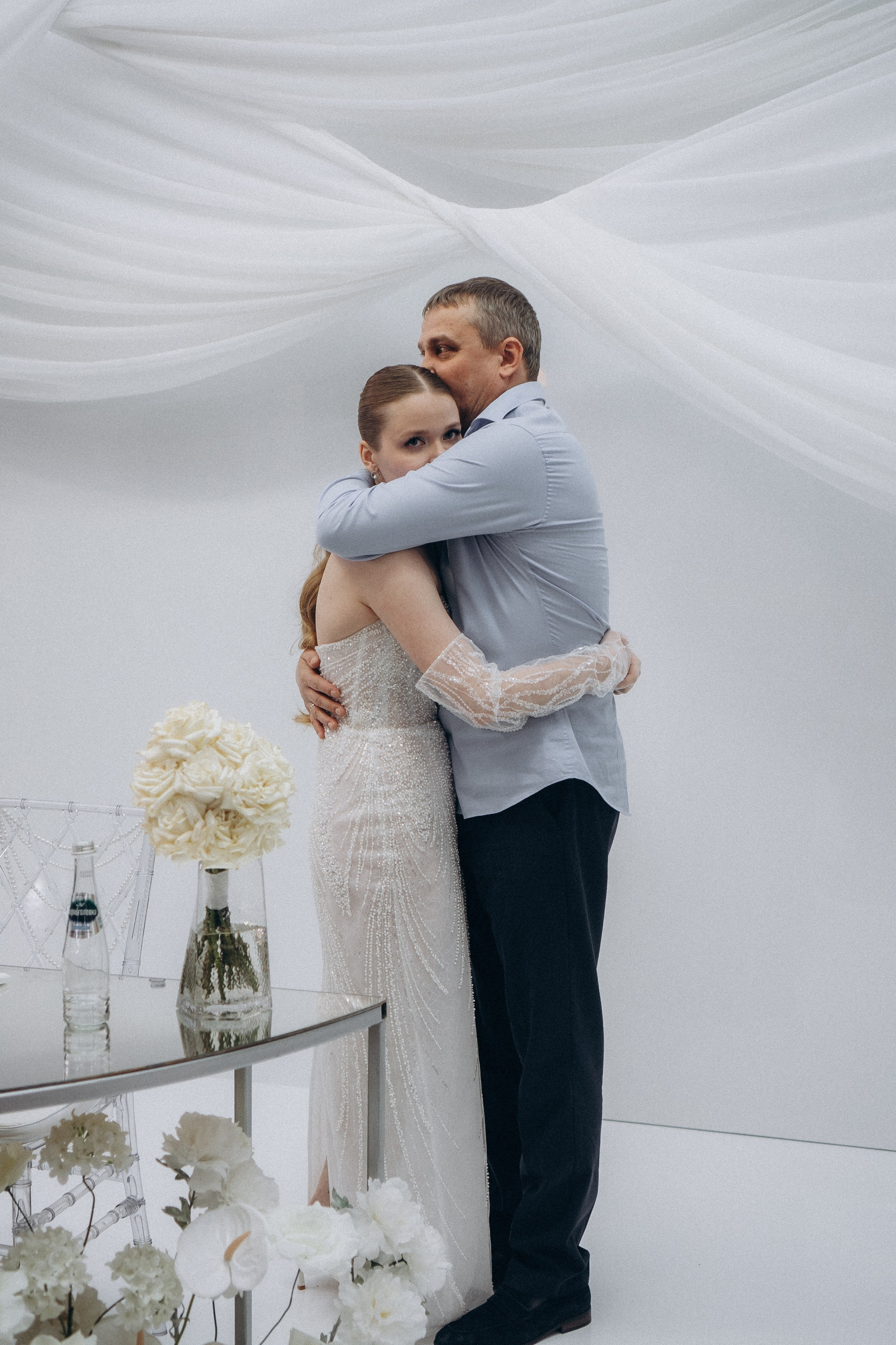 ТАНЕЦ С ПАПОЙ СВАДЕБНМ БАНКЕТЕ (СНЯТО В СИБИРЕ В НИЖНЕВАРТОВСКЕ). Профессиональный фотограф, Санкт-Петербург — Виктория Богомолова